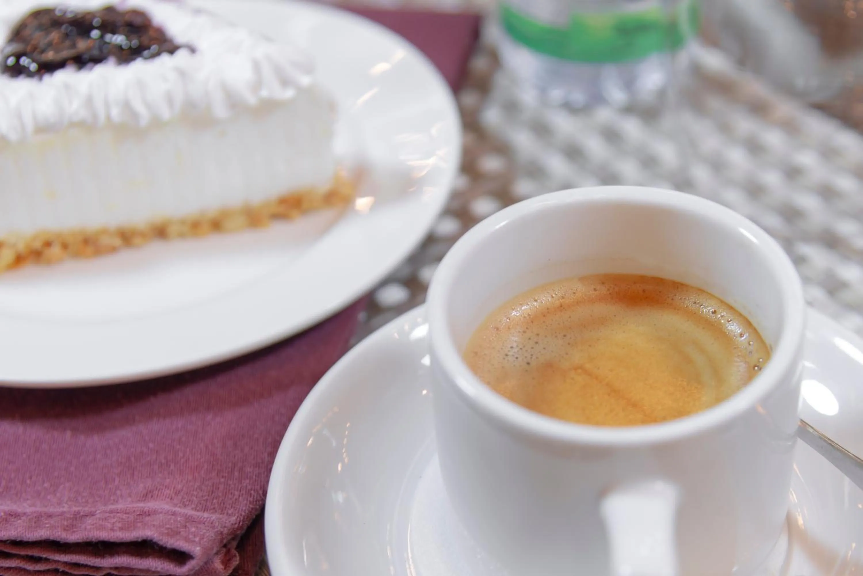 Coffee/tea facilities in Petra Elite Hotel