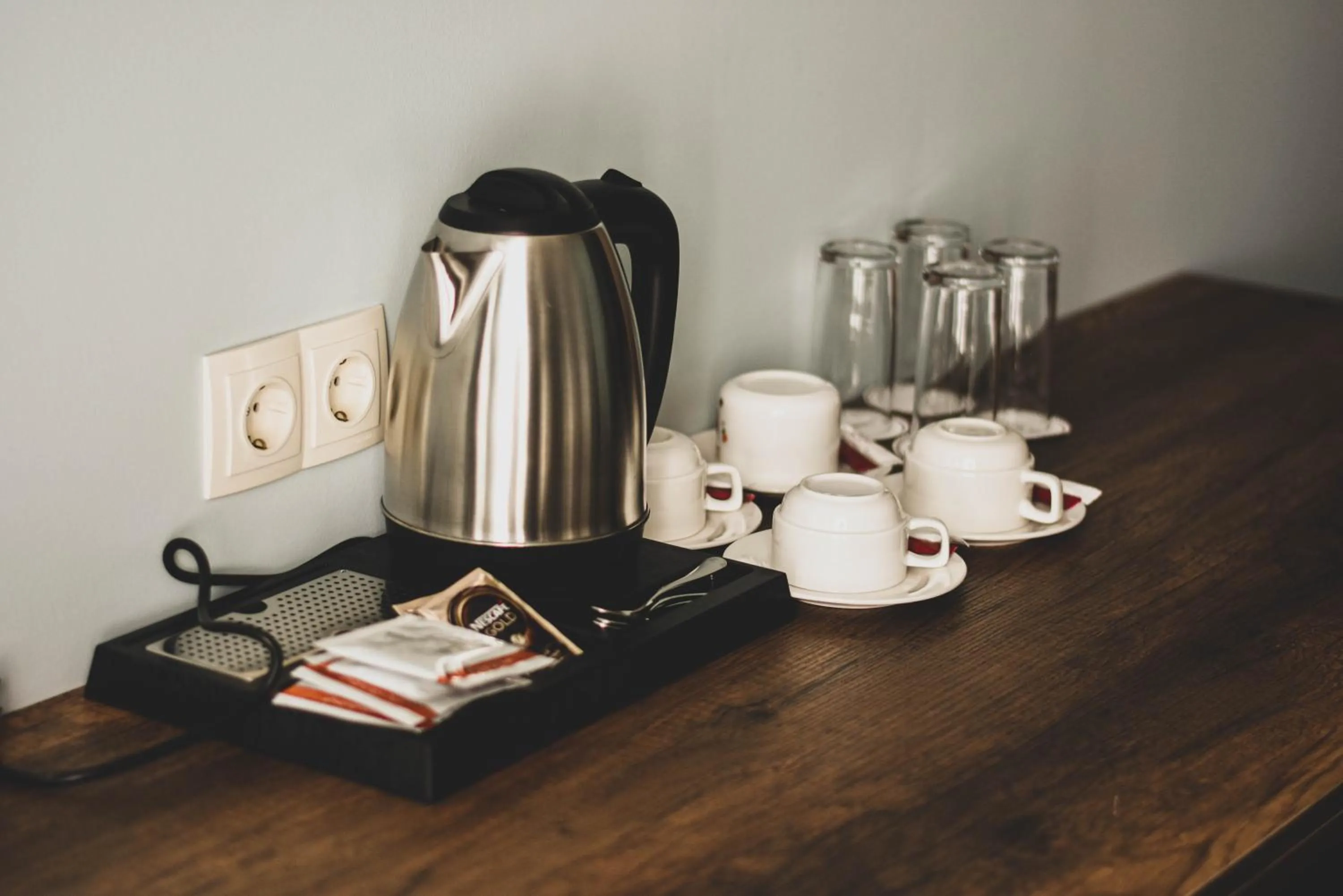 Coffee/tea facilities in Paliani Hotel