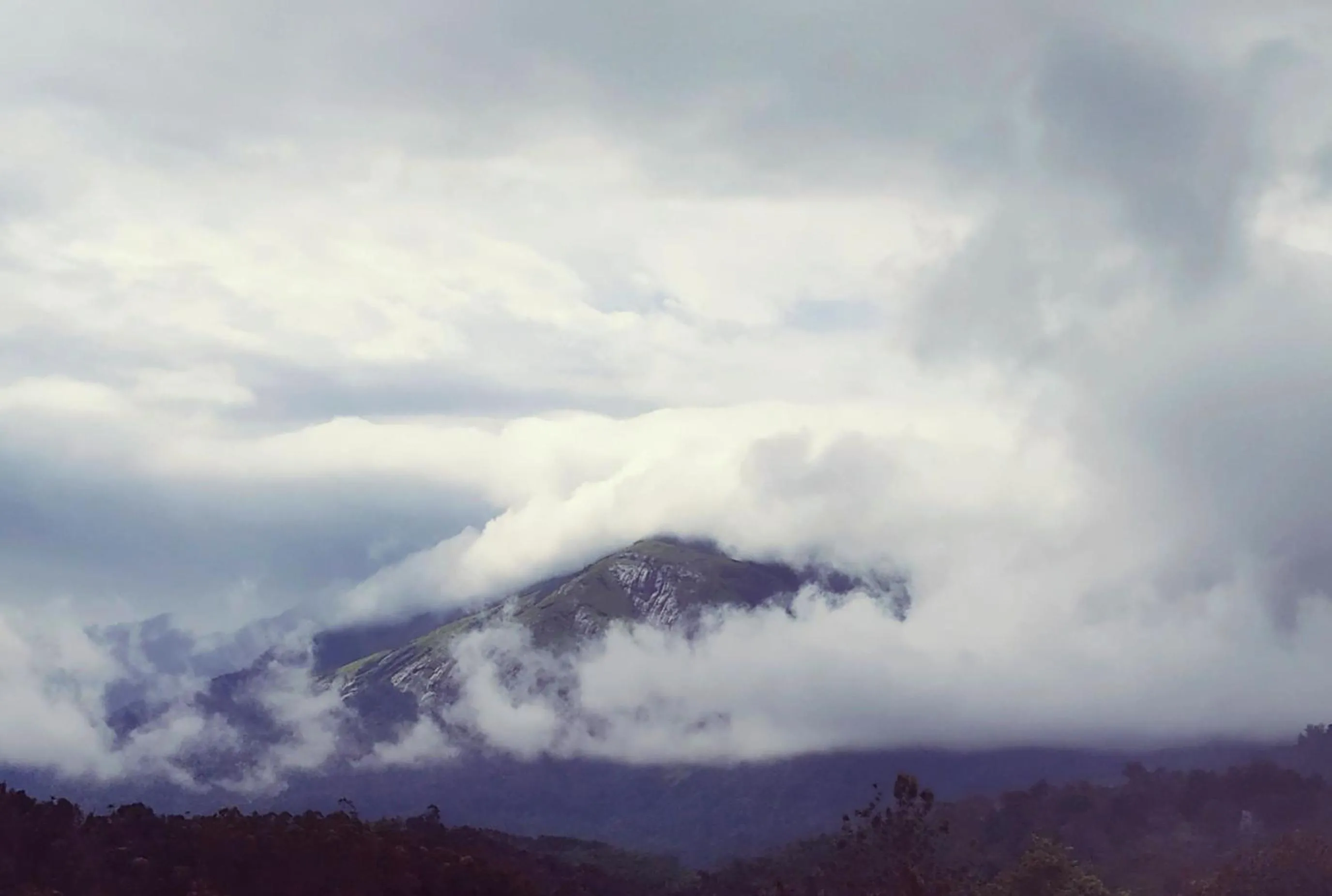 Mountain view in Mistica Munnar