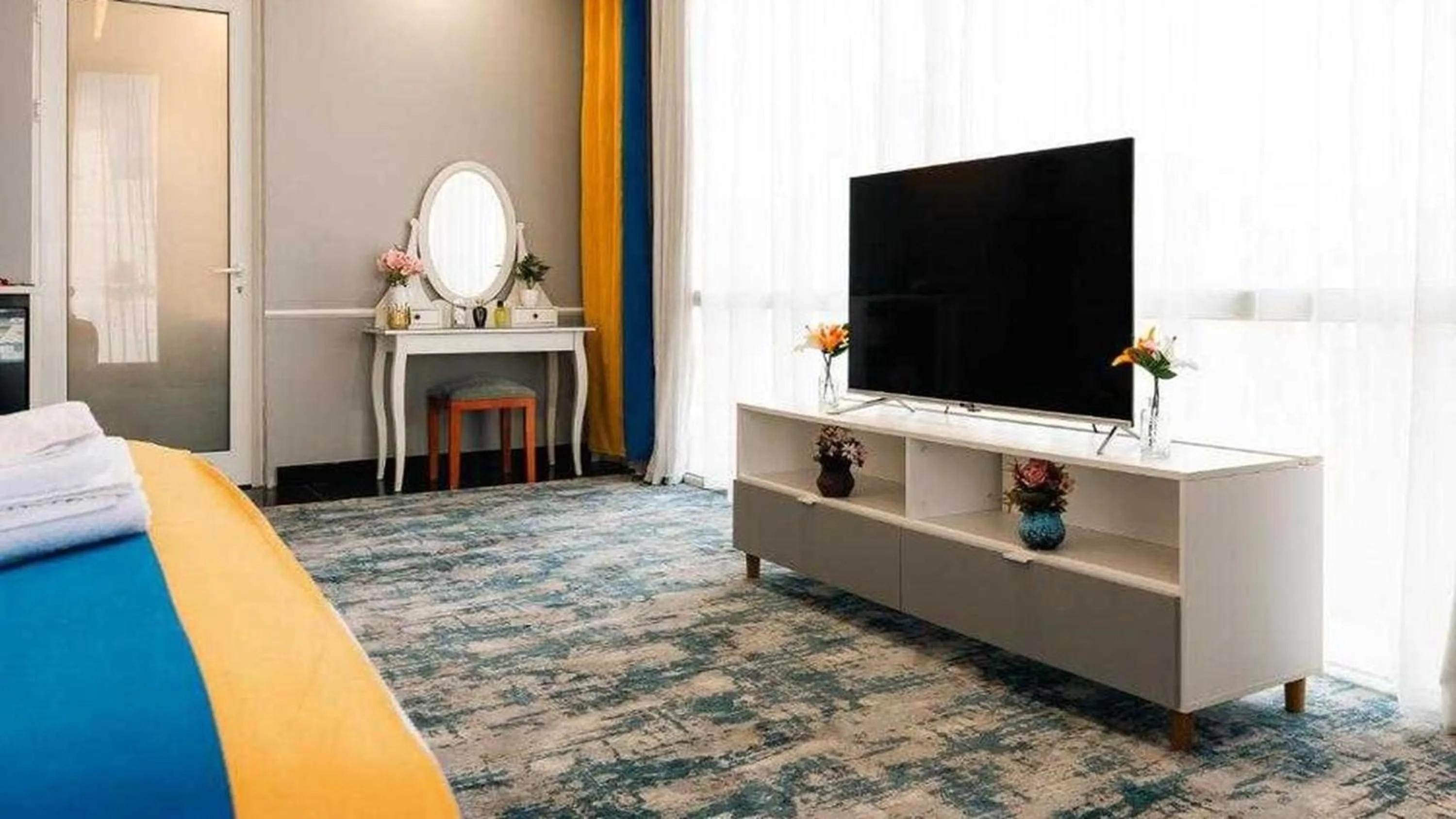 TV and multimedia, Bed in Sunday Gateway Jeddah Formerly Beach Garden Hotel