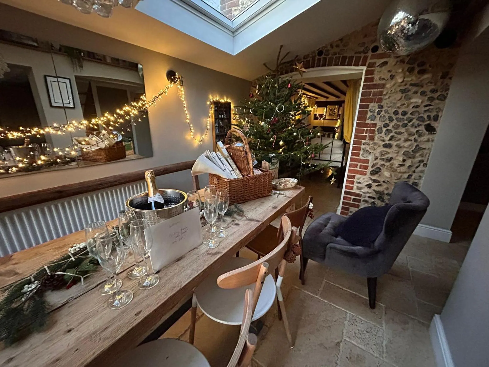 Dining area in Stone Cottage