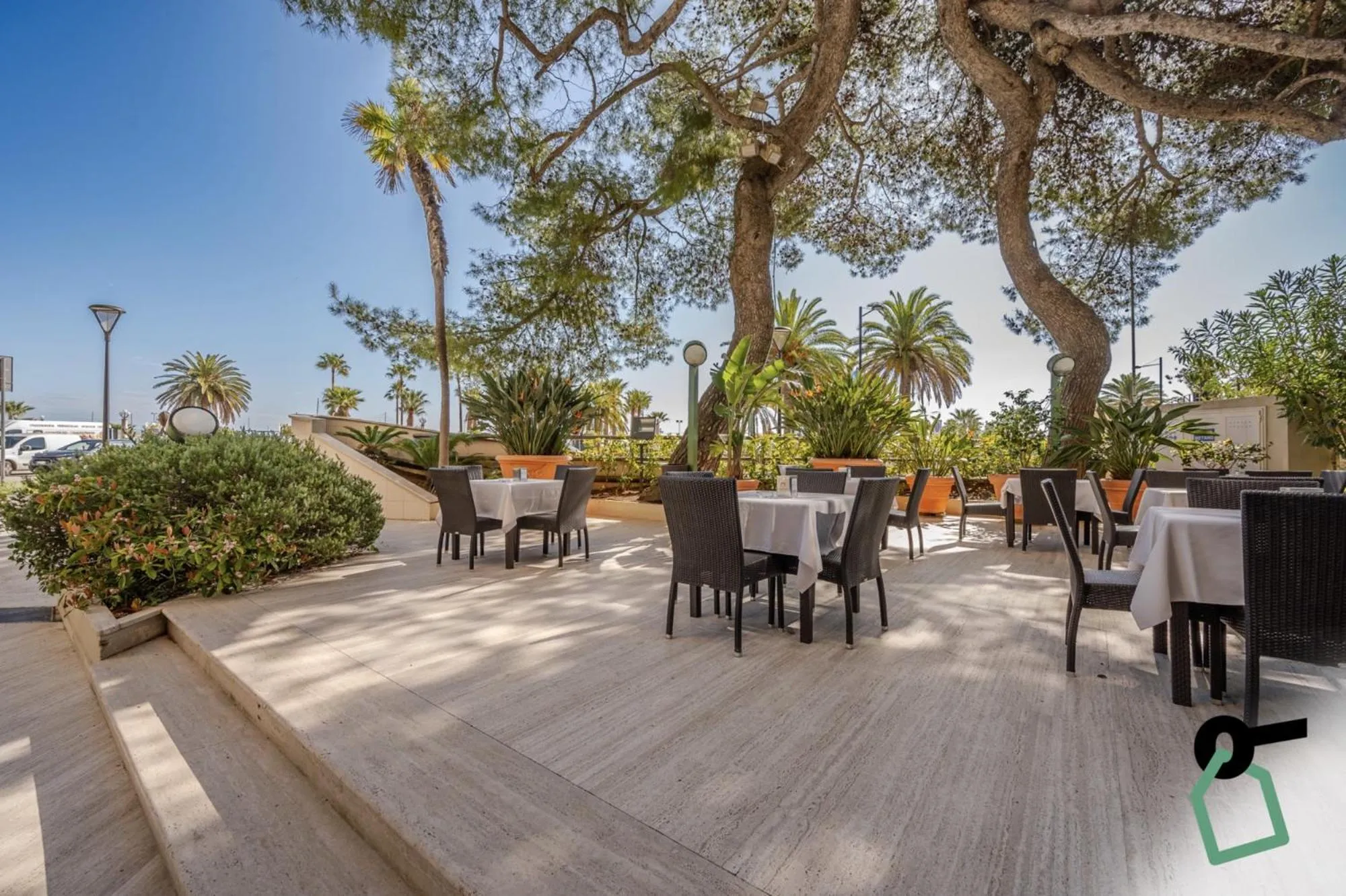 Patio in HOTIDAY Room Collection - Giulianova