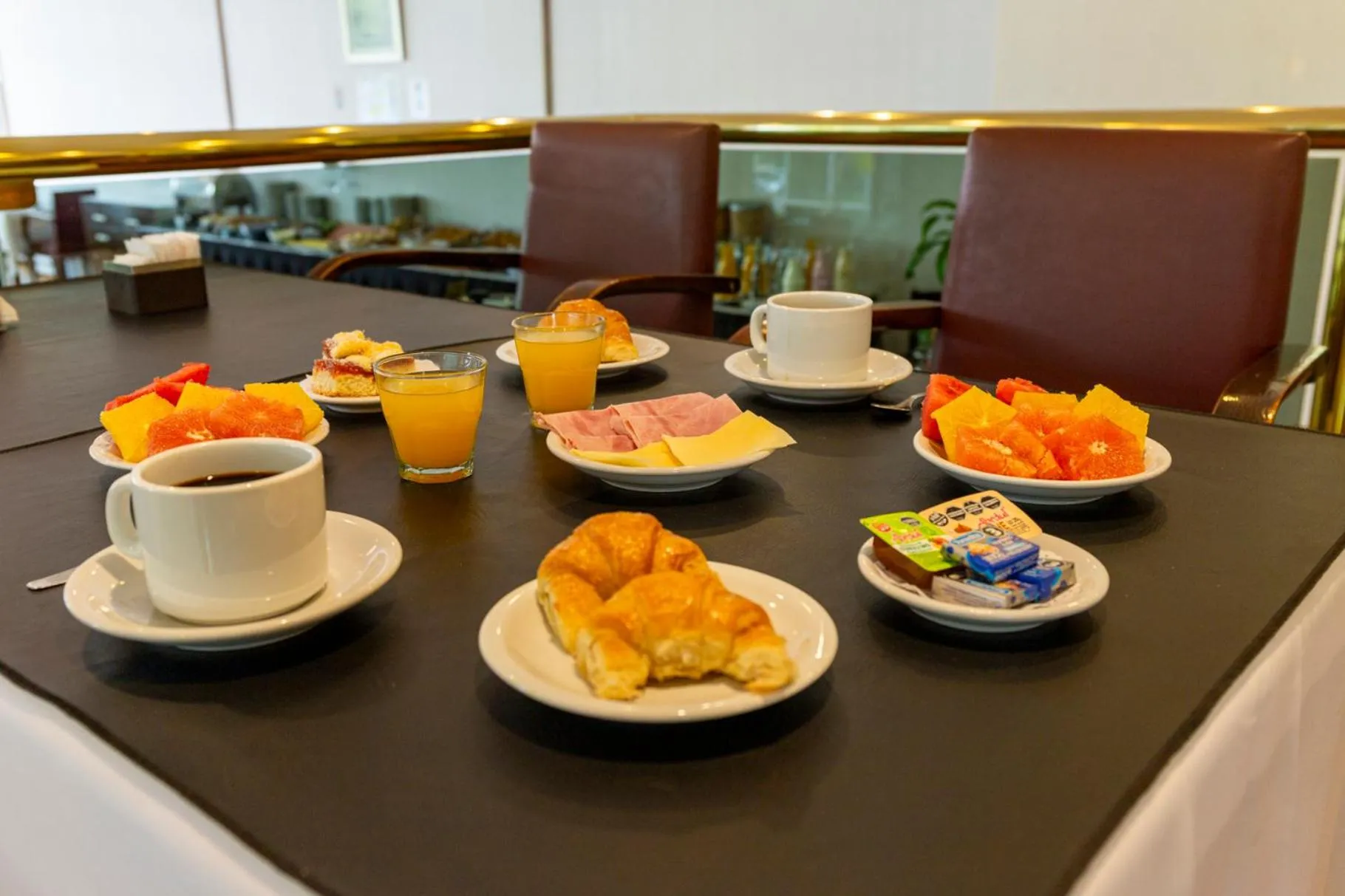 Buffet breakfast in Hotel Conte