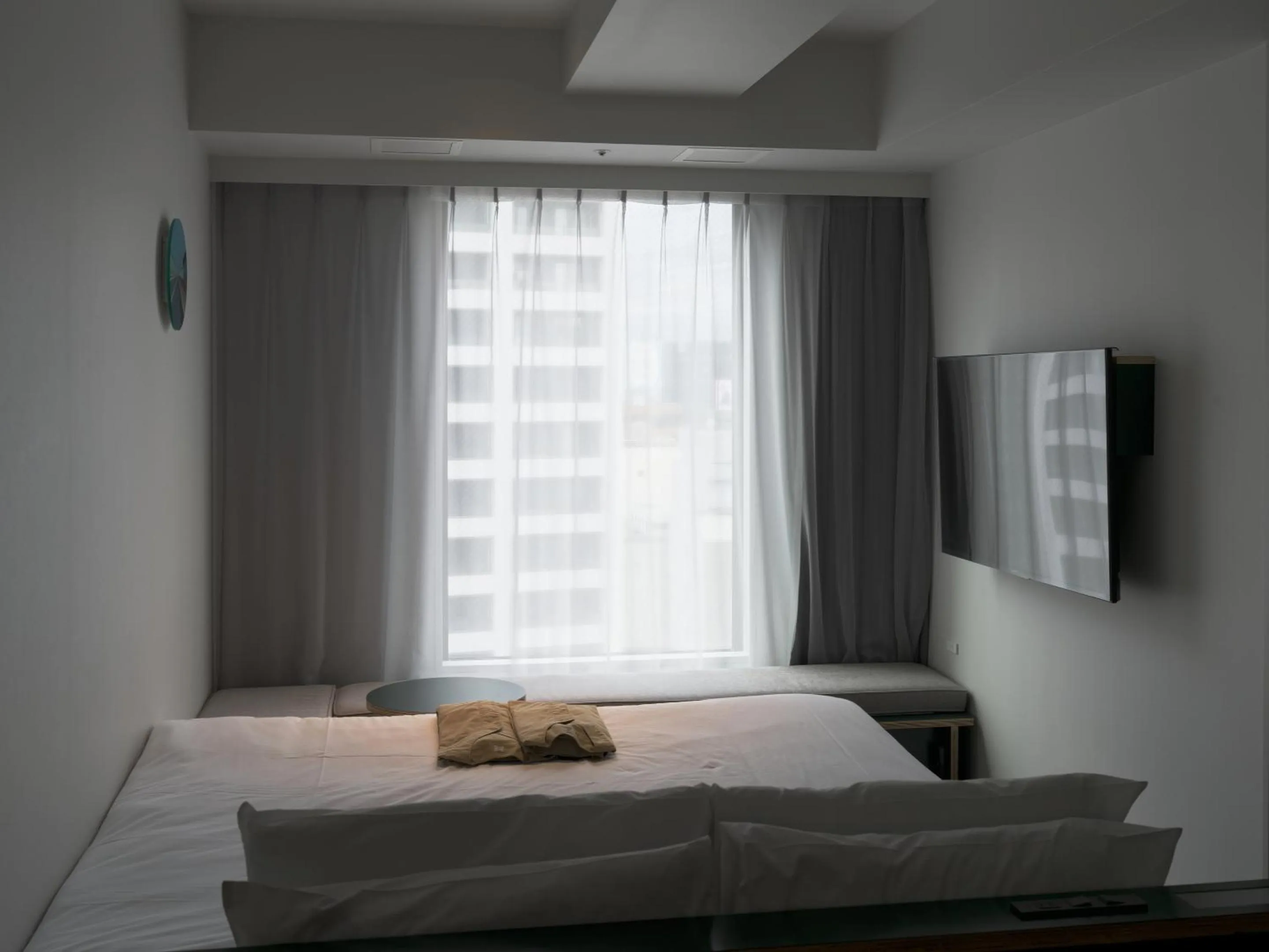 Photo of the whole room, Bed in all day place shibuya