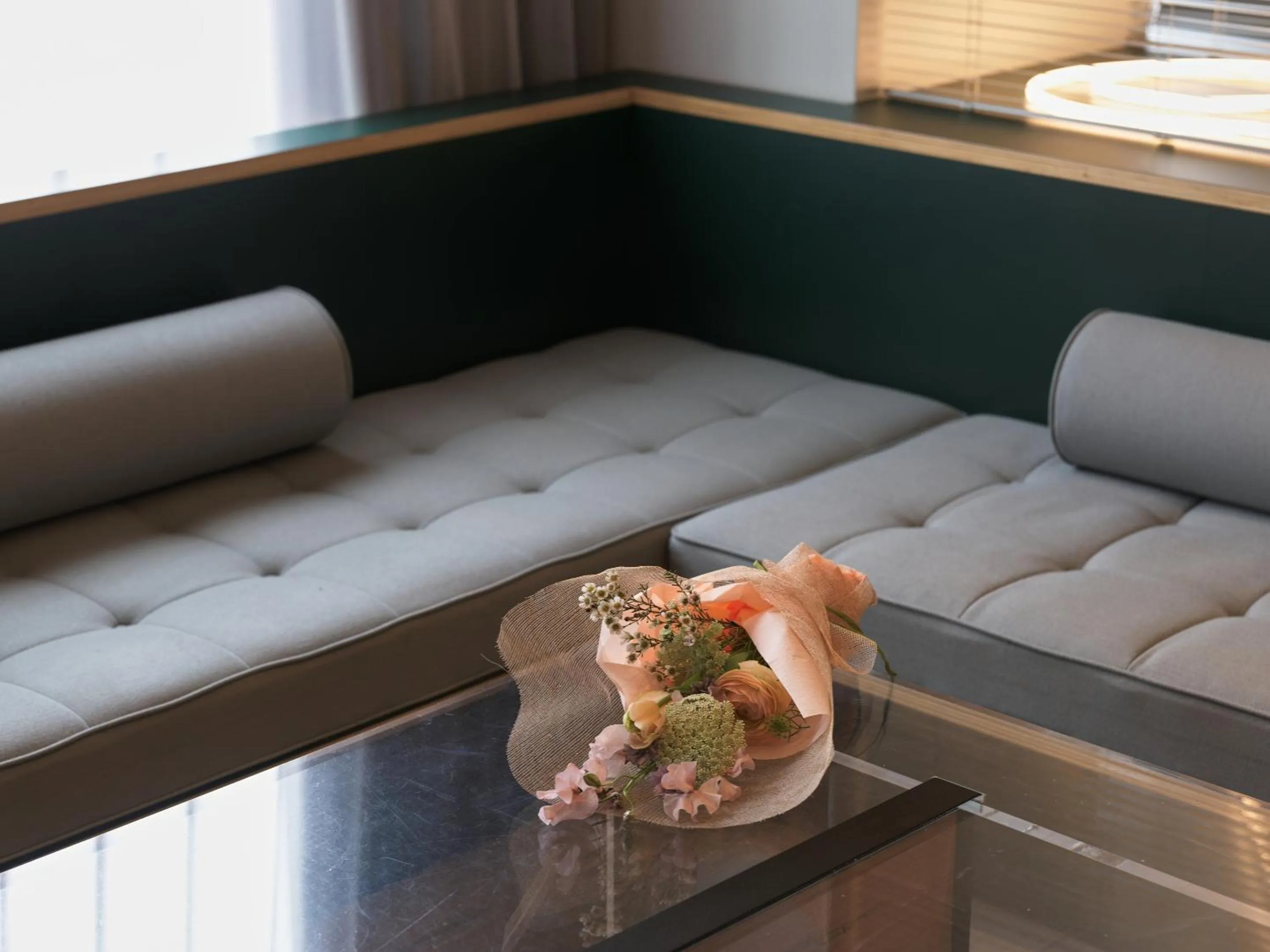 Photo of the whole room in all day place shibuya