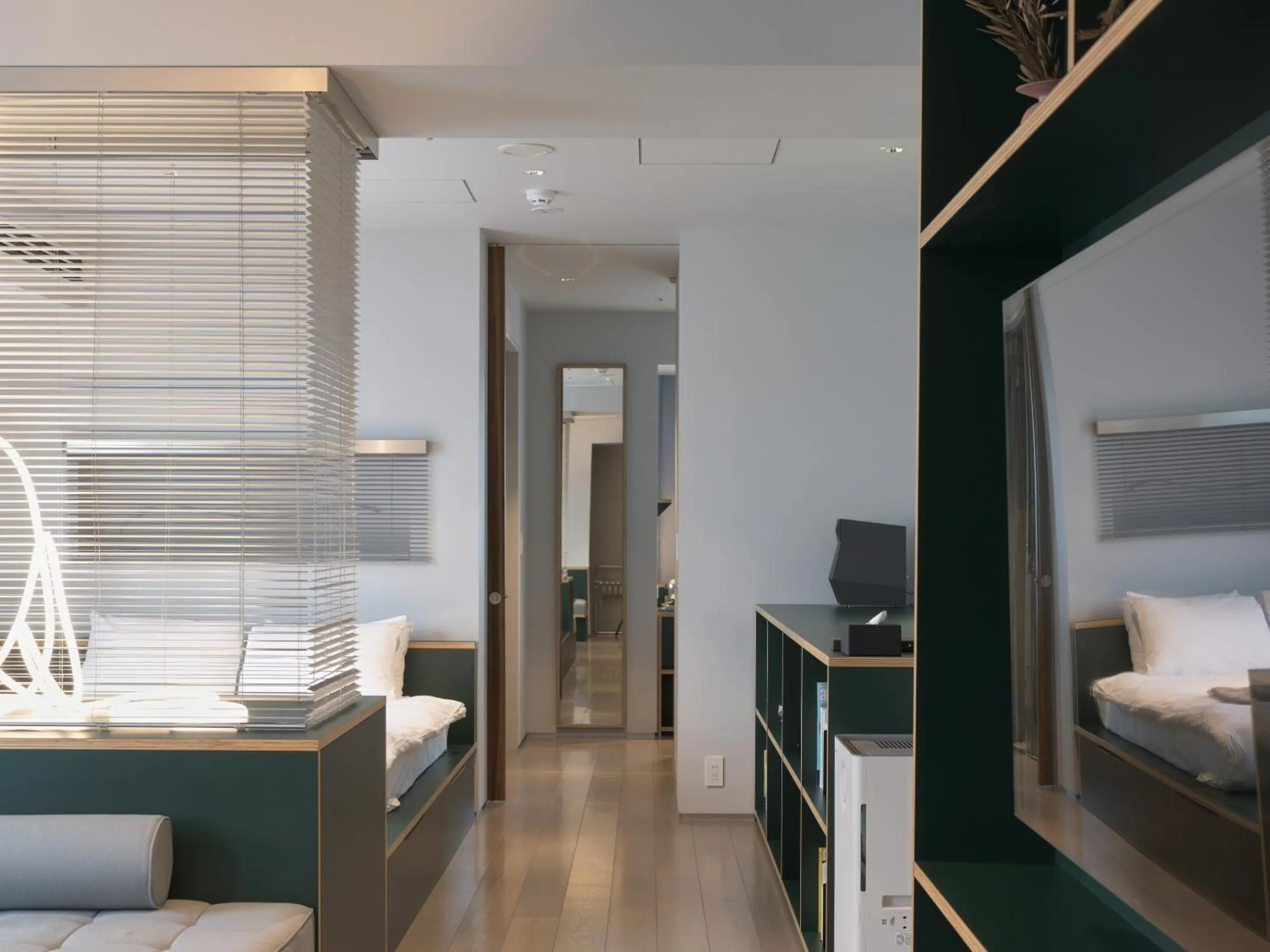 Photo of the whole room, Bed in all day place shibuya