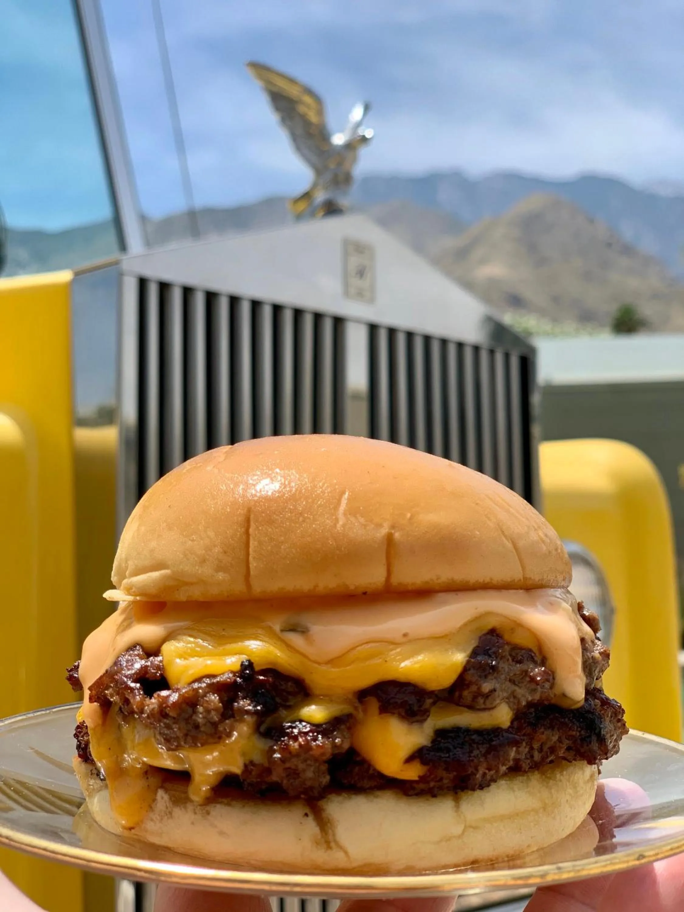 Restaurant/places to eat in Fleur Noire Hotel - 21 and Over