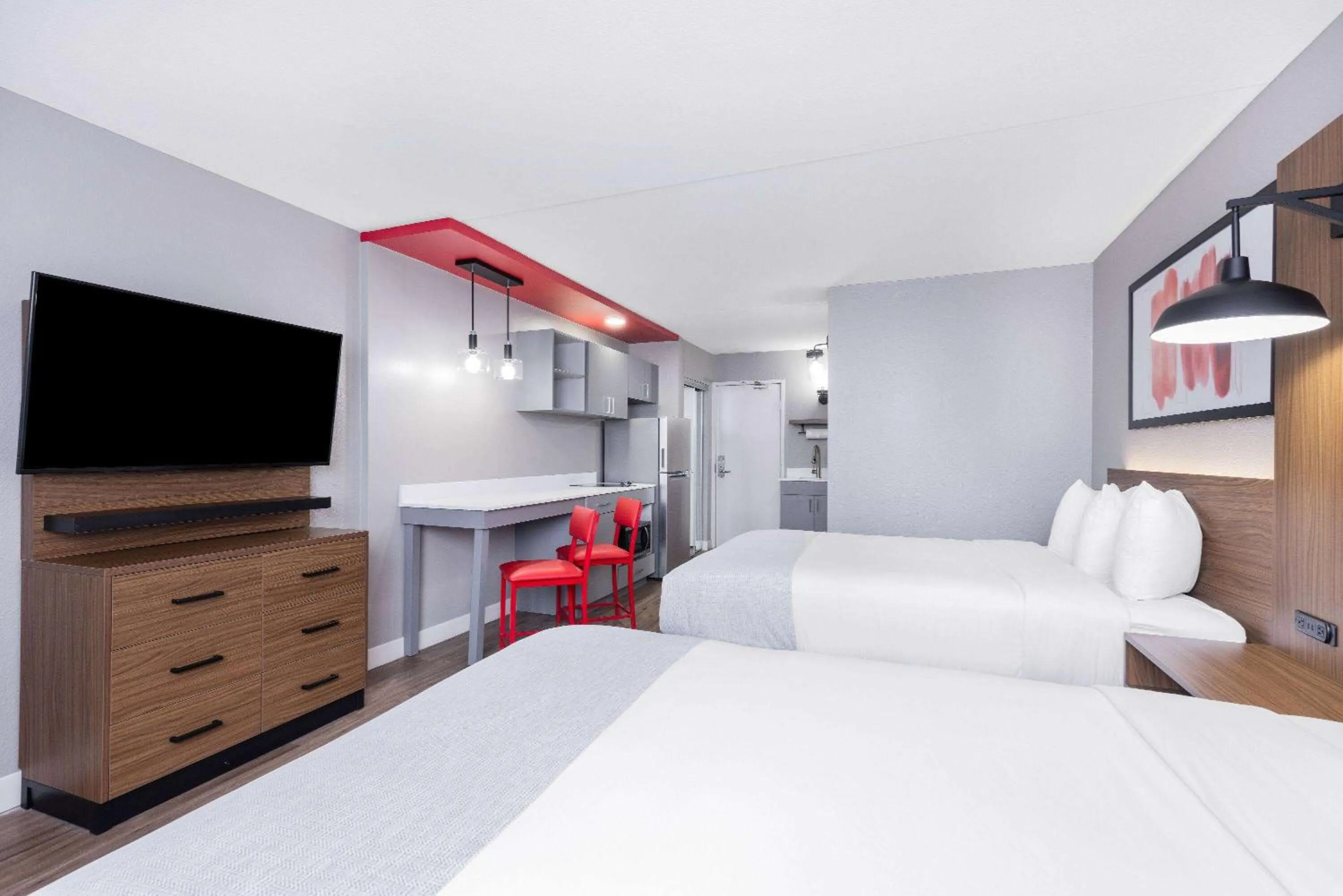 Photo of the whole room, Bed in Hawthorn Extended Stay by Wyndham Wichita Airport