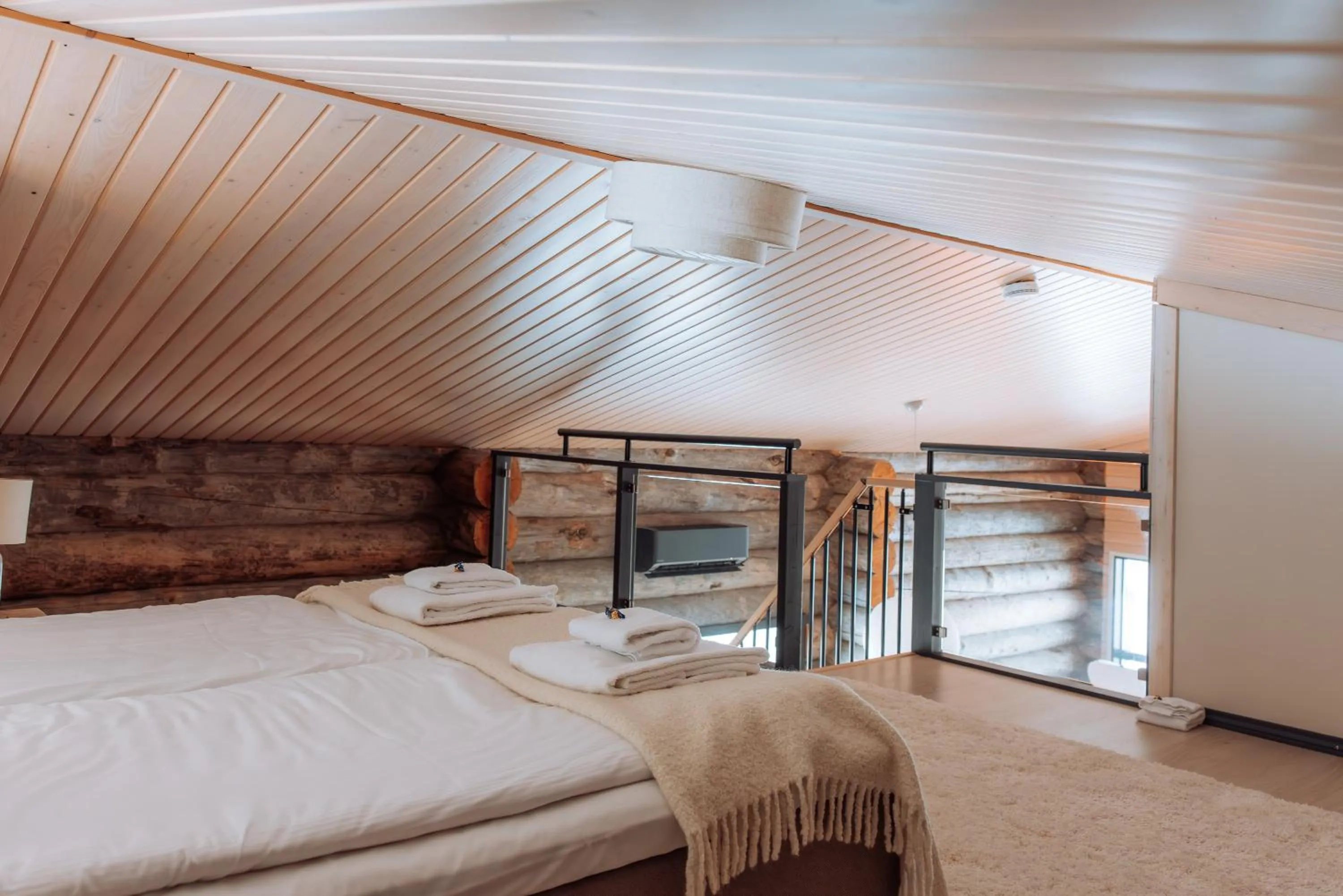 Bed in Aurora Collection