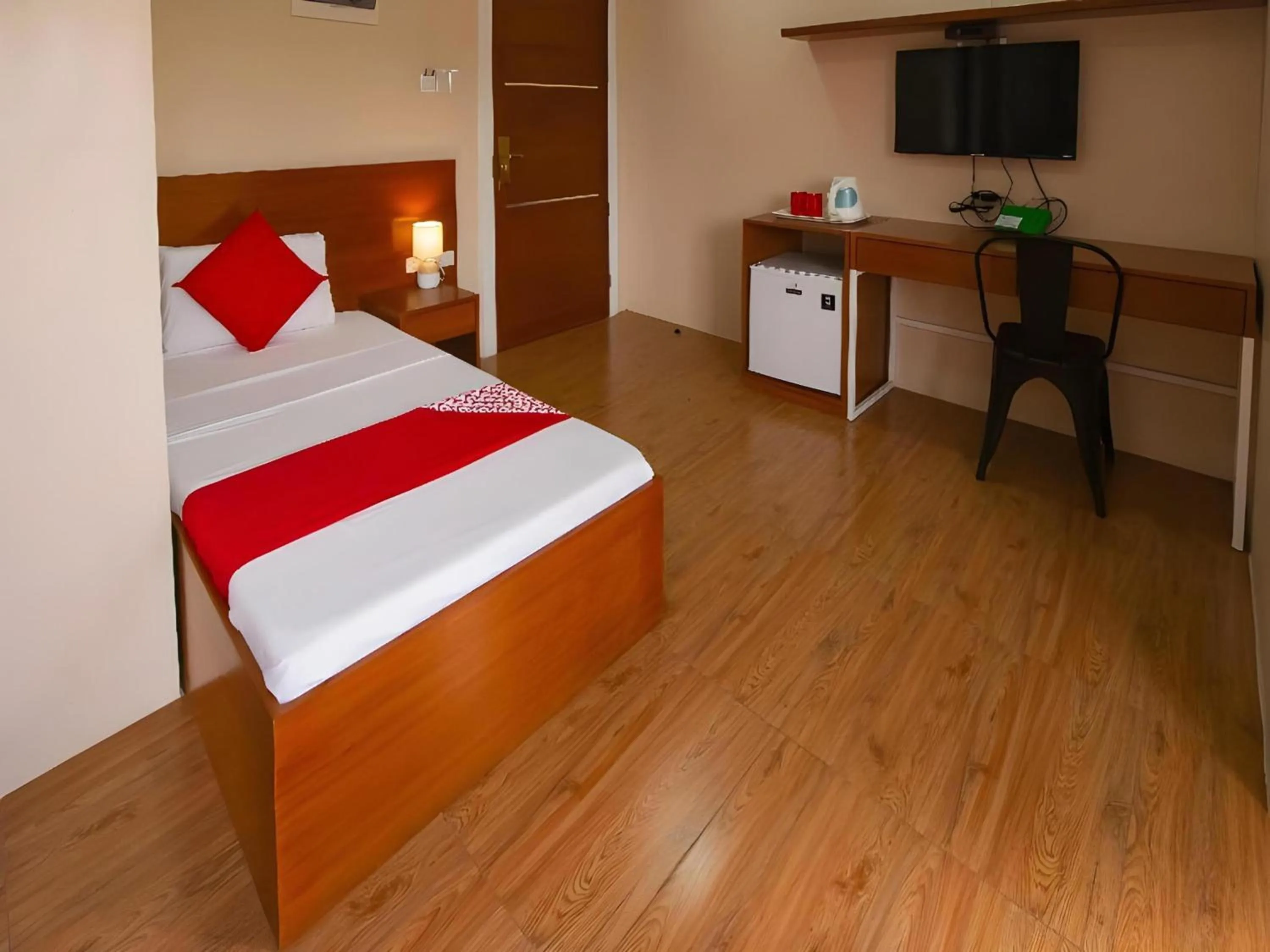 Bedroom, Bed in Super OYO 832 The Teepee Place Hostel & Residence Inn