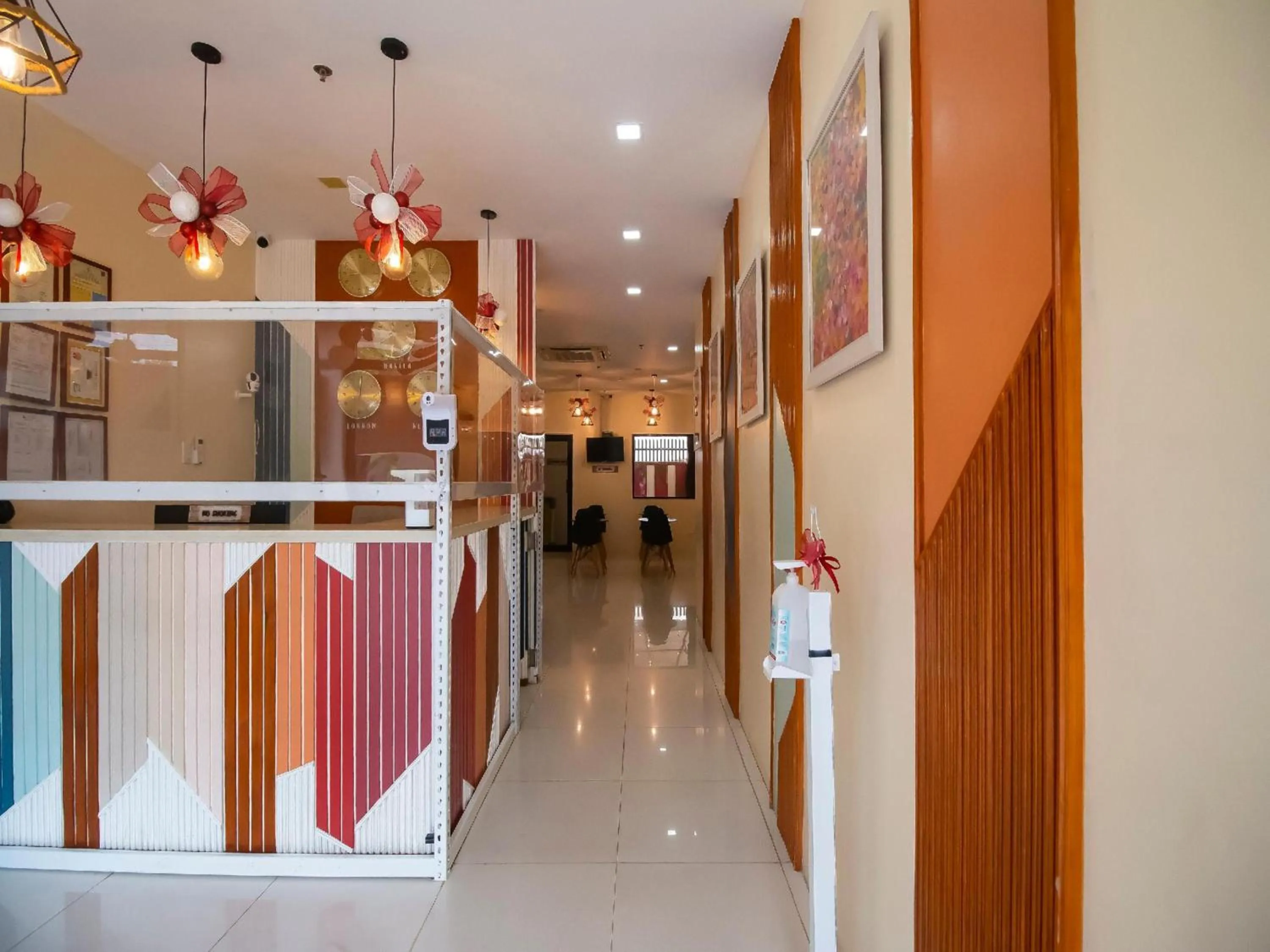 Lobby or reception in Super OYO 832 The Teepee Place Hostel & Residence Inn