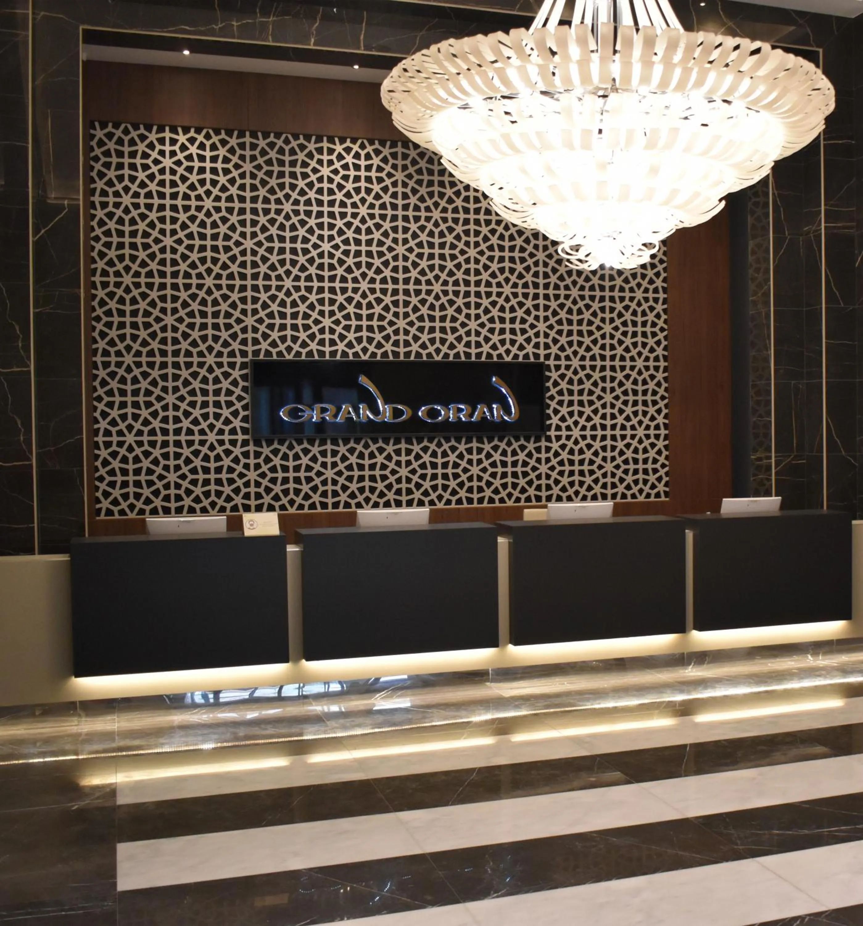 Lobby or reception in AZ Hotels Grand Oran