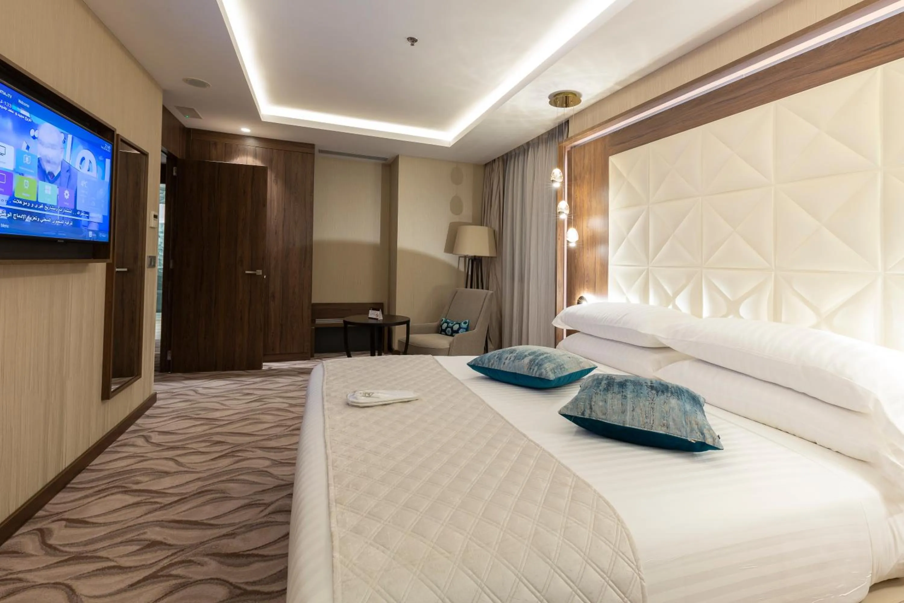 Bedroom, Bed in AZ Hotels Grand Oran