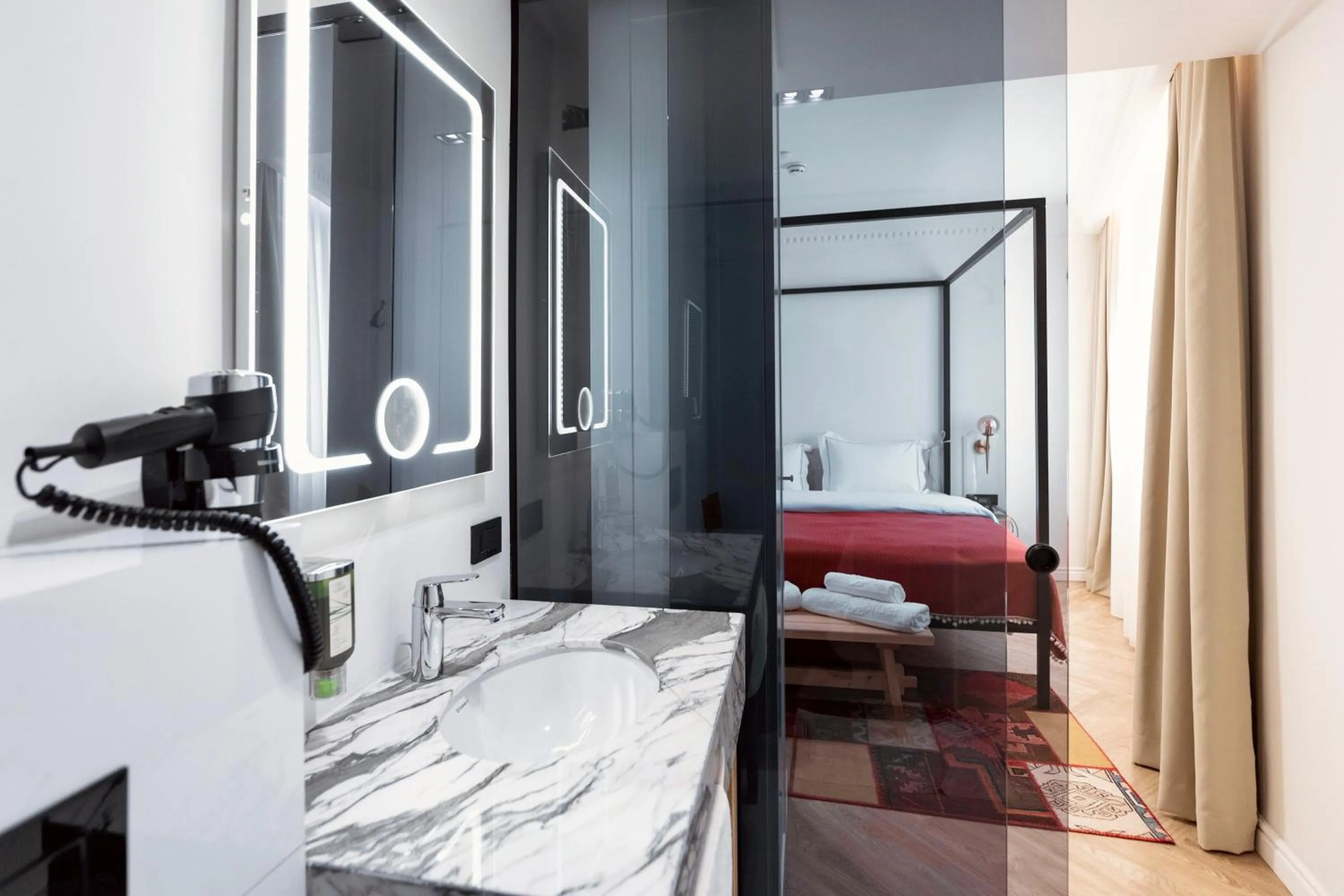 Bed in Garden Downtown Prishtina