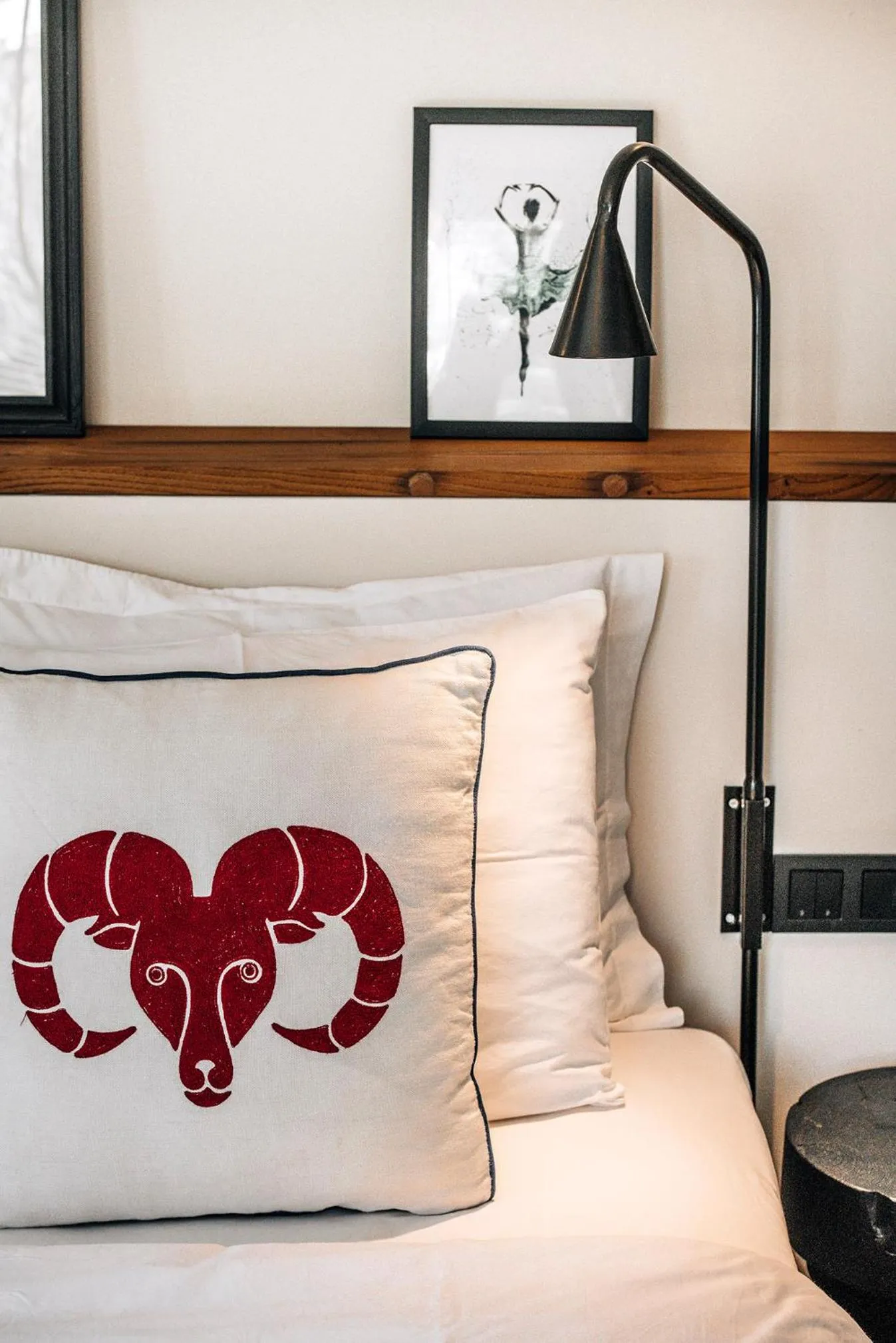 Decorative detail in To Be Social House