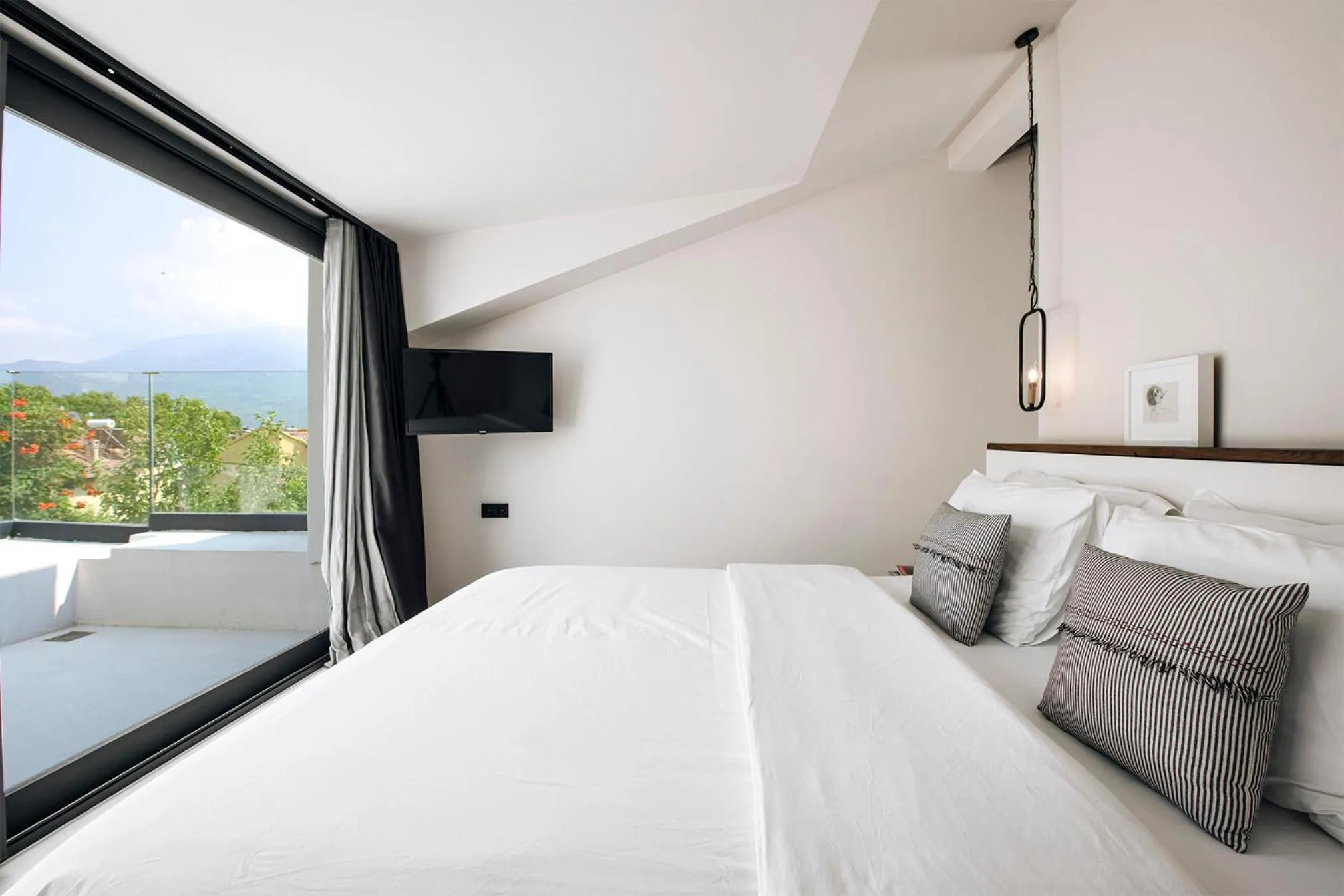 Natural landscape in To Be Social House