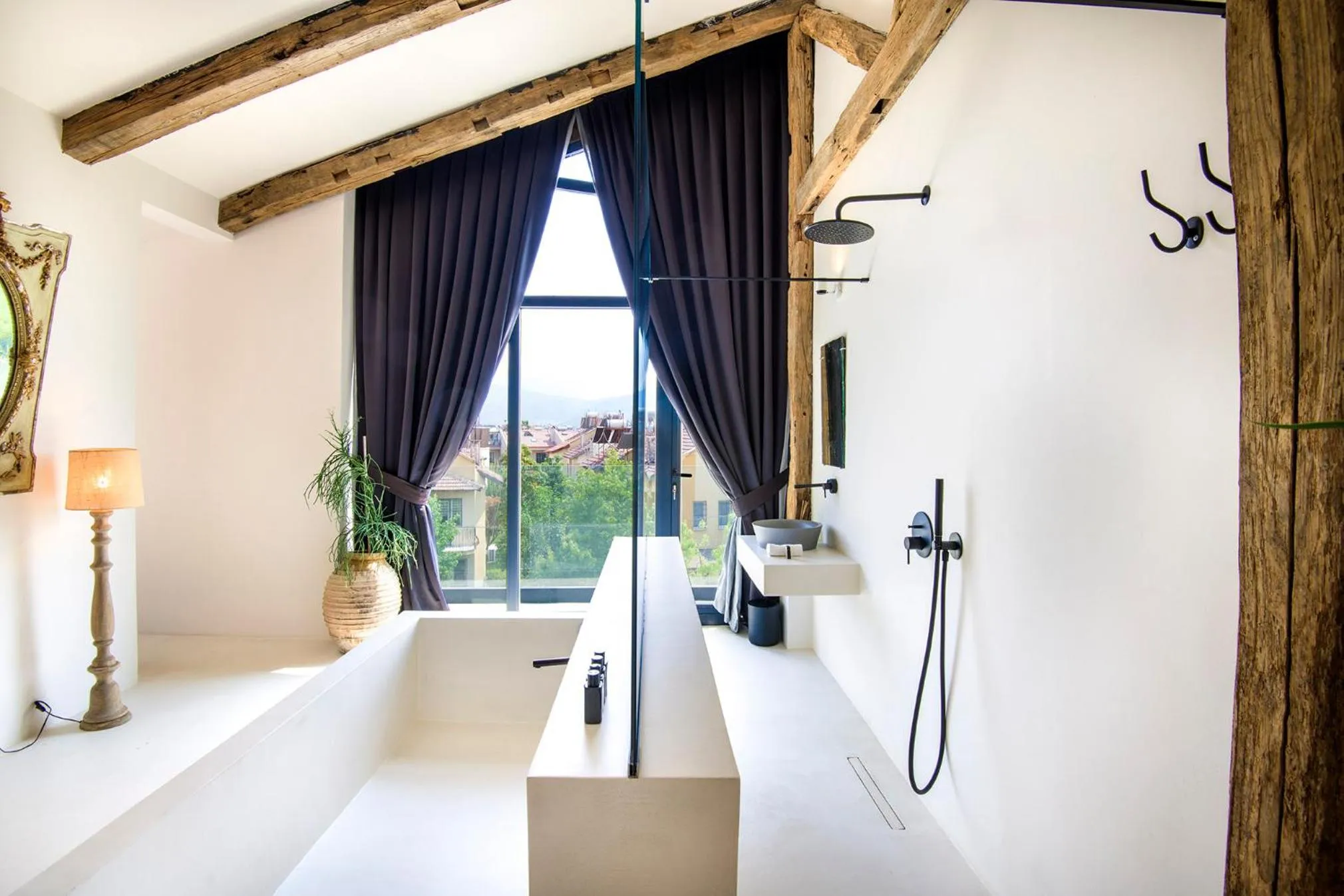 Bathroom in To Be Social House