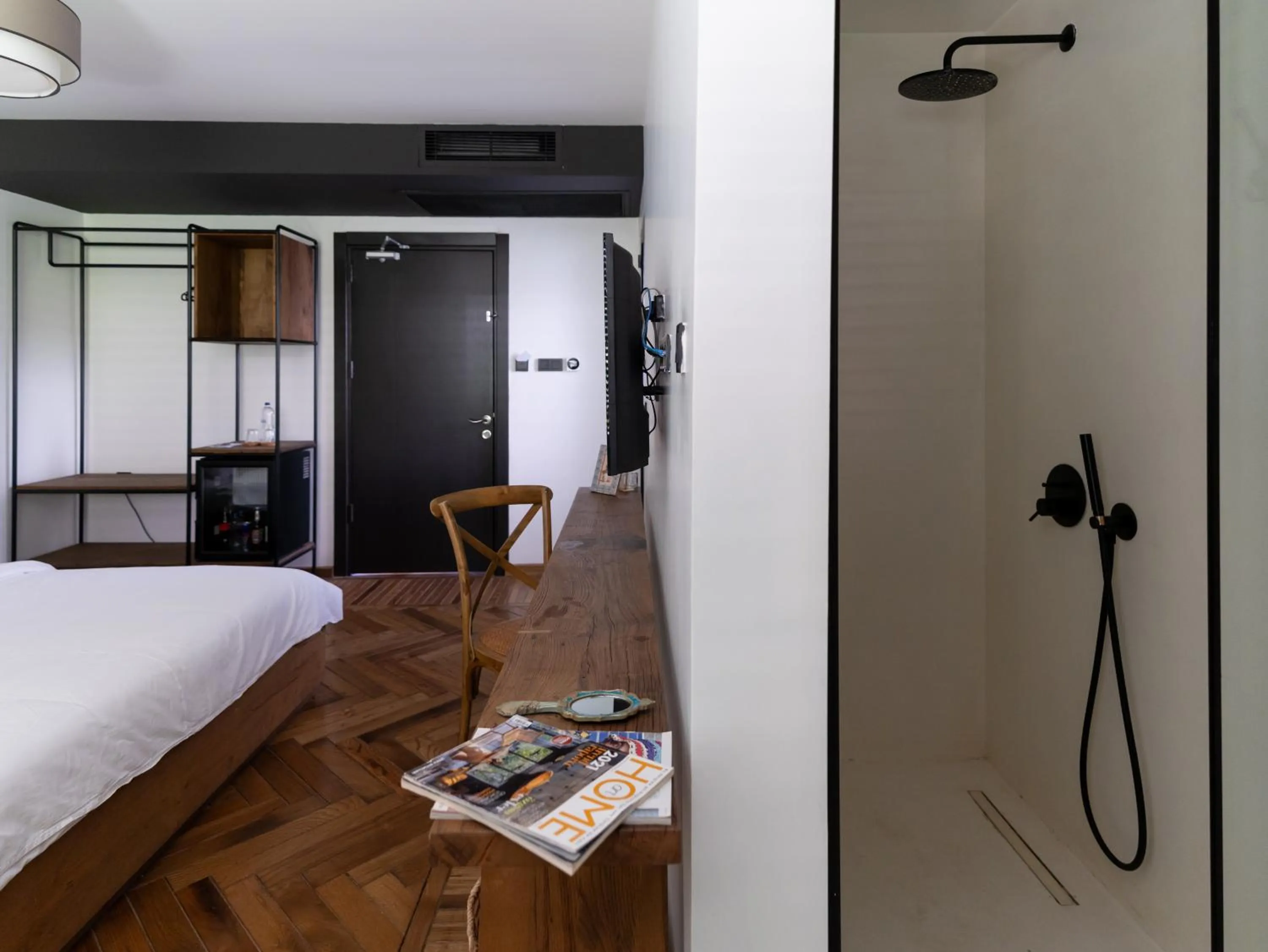 TV and multimedia, Bed in To Be Social House