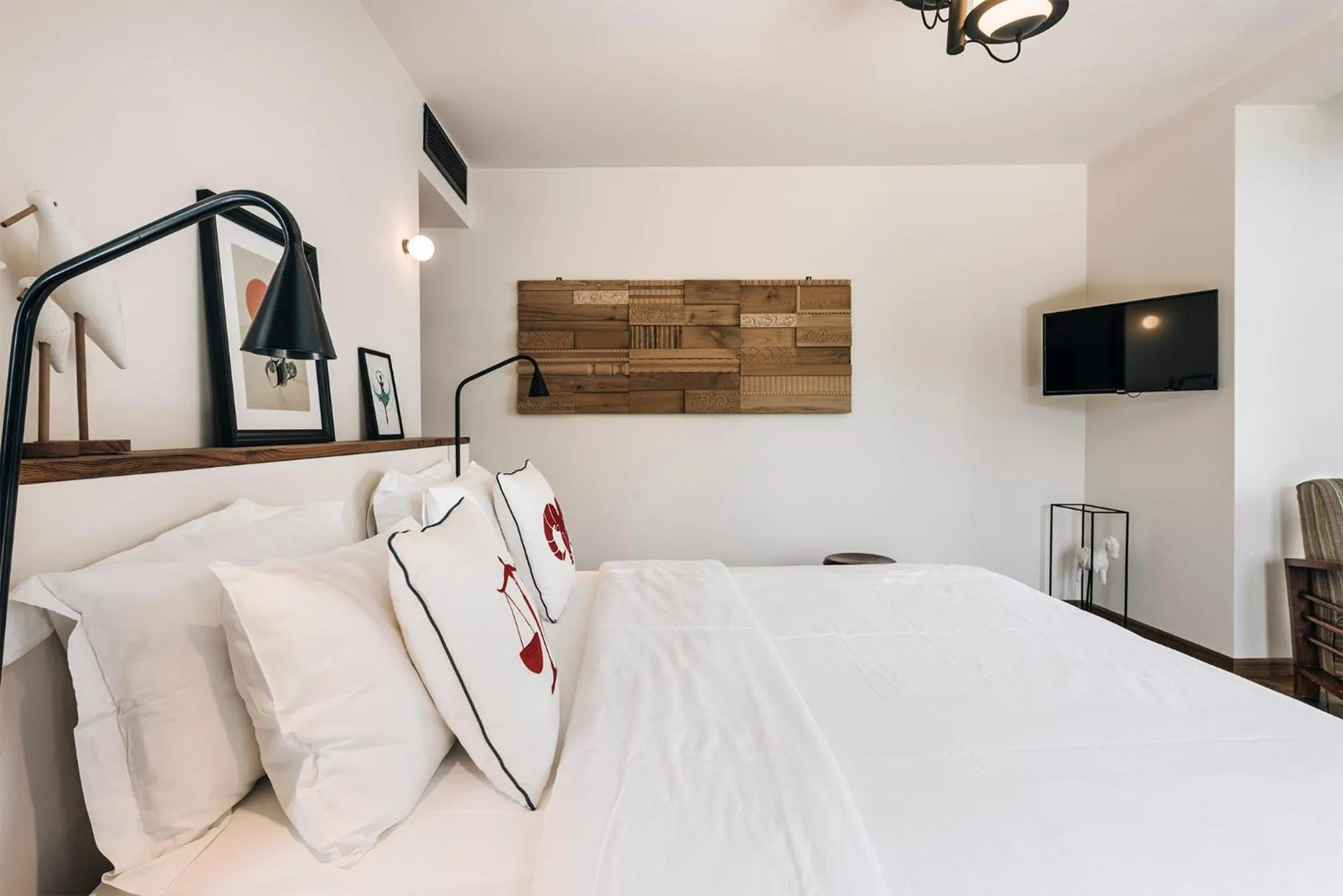 Bedroom in To Be Social House