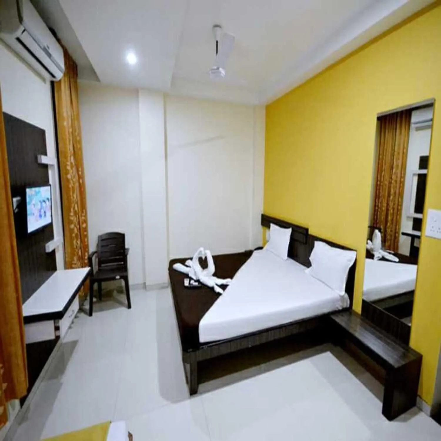 Bed in Hotel sai kanhaiya