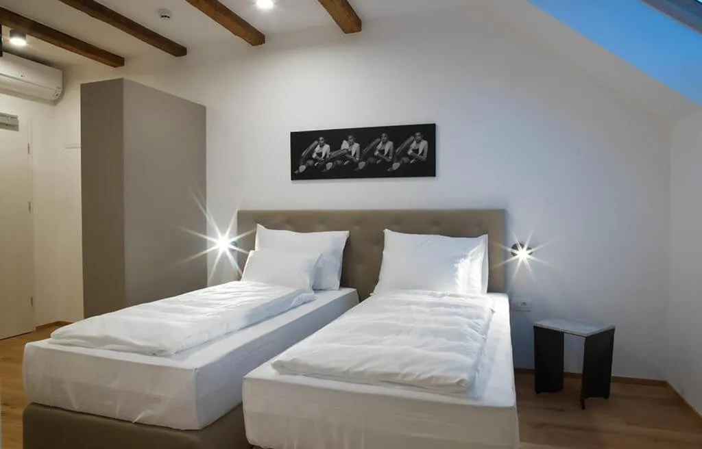 Bedroom, Bed in Hotel Belmur