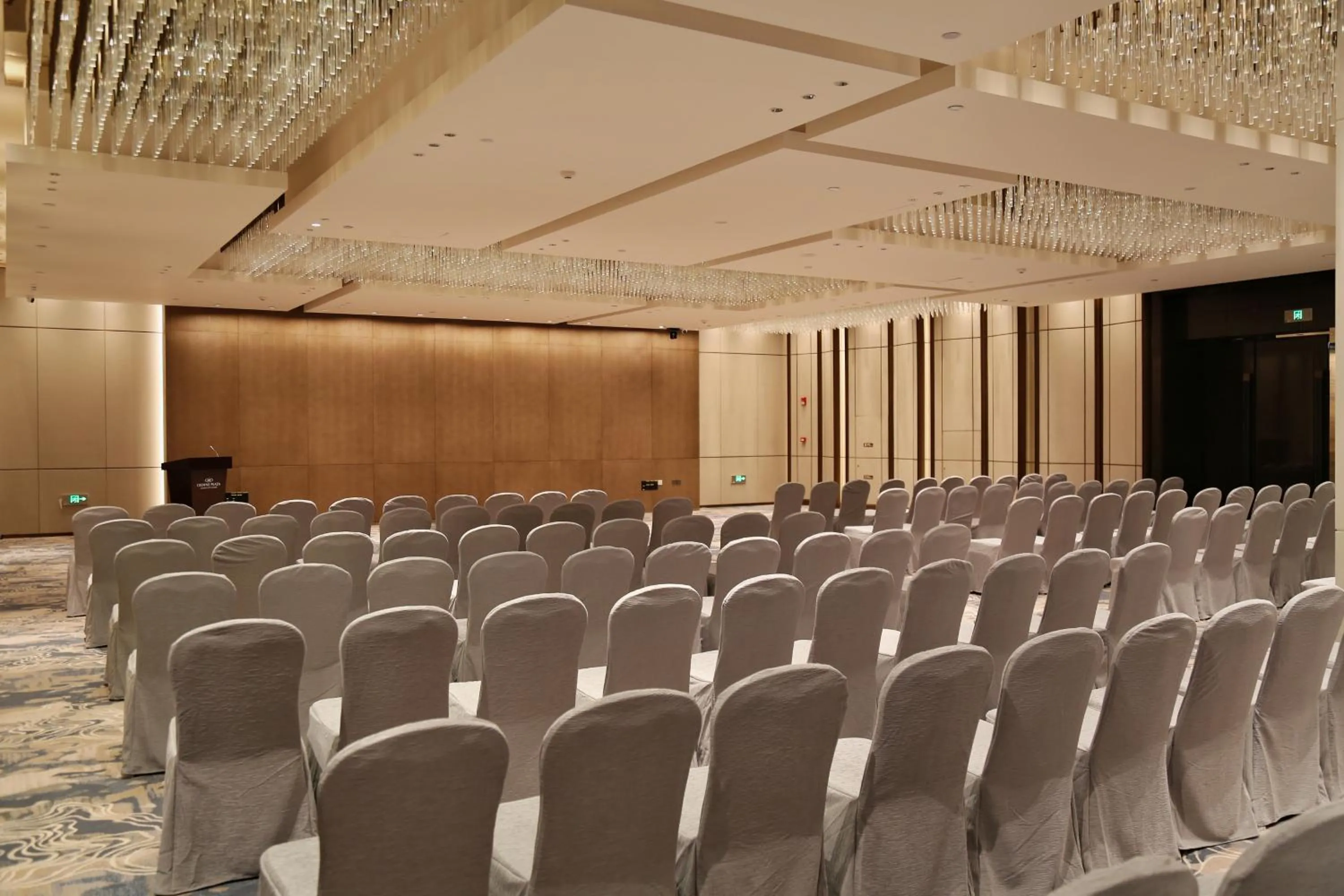 Meeting/conference room in Crowne Plaza Hohhot City Center