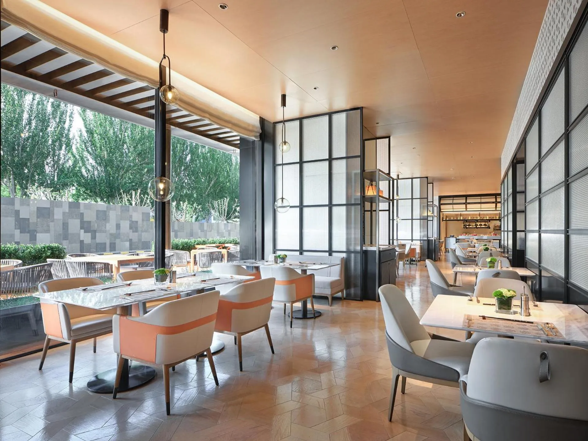 Restaurant/places to eat in Crowne Plaza Hohhot City Center