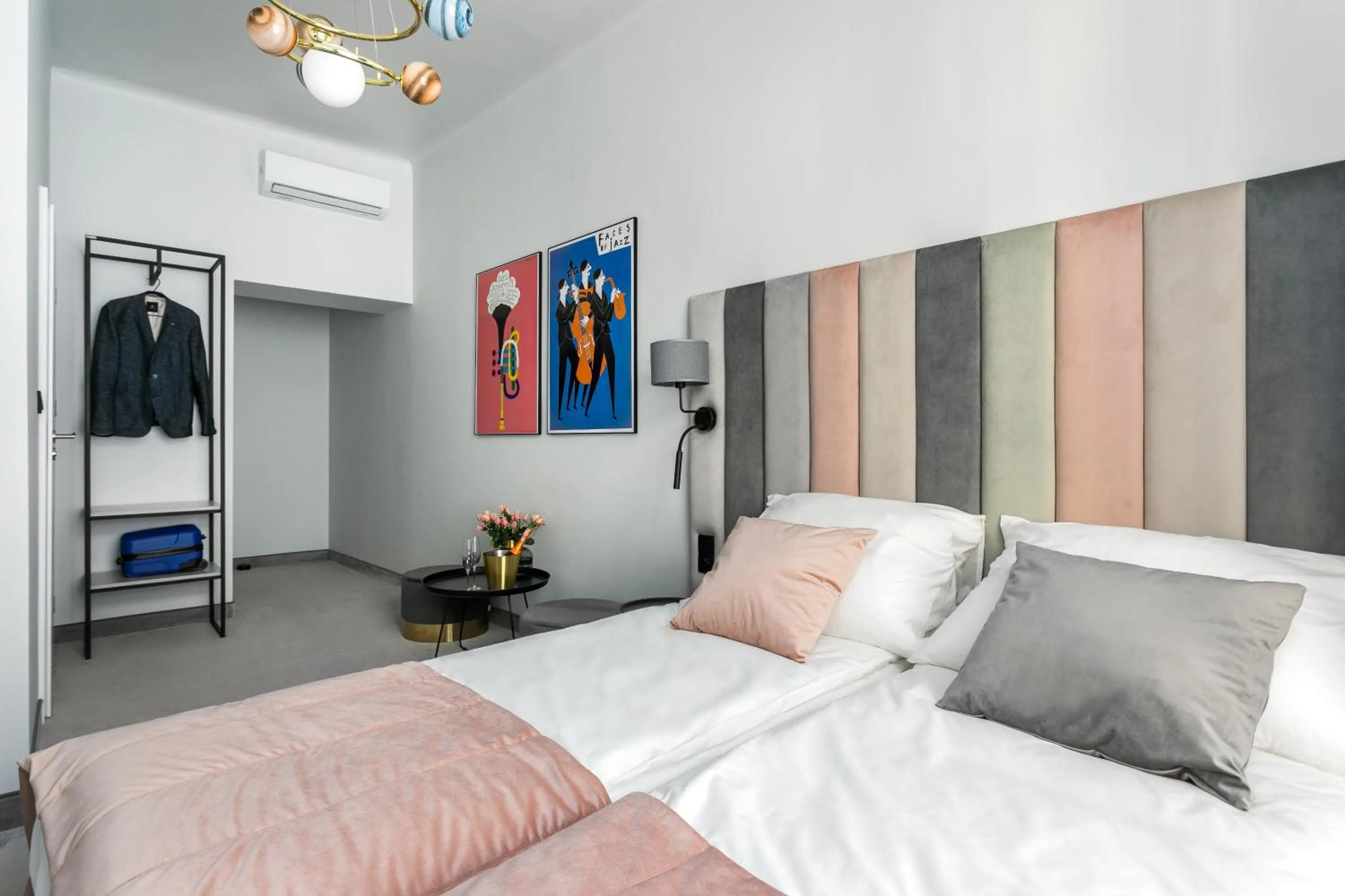 Bed in Old Town Residence - Premium Aparthotel