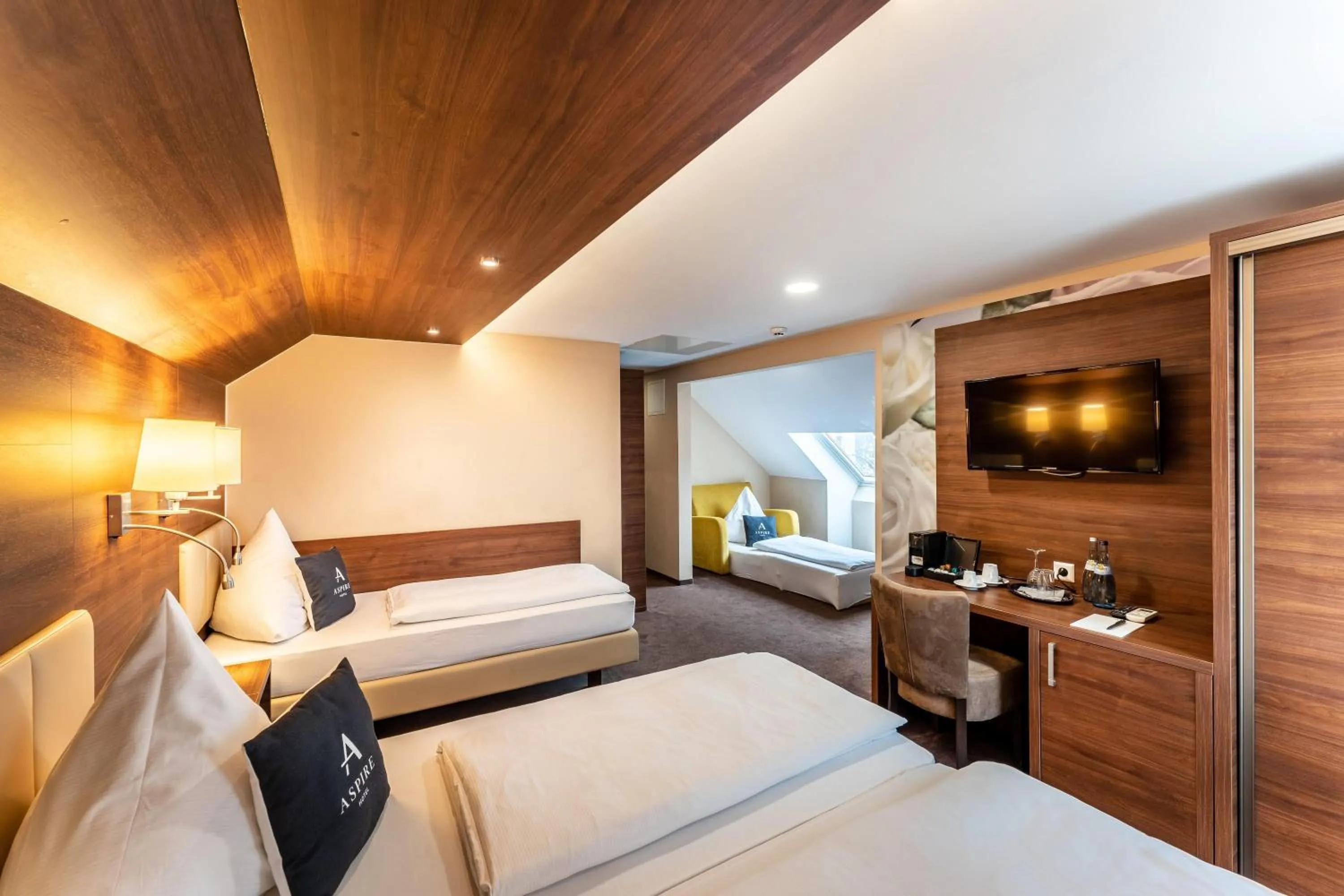 Photo of the whole room, Bed in Aspire Castillo Reutlingen, Trademark Collection by Wyndham