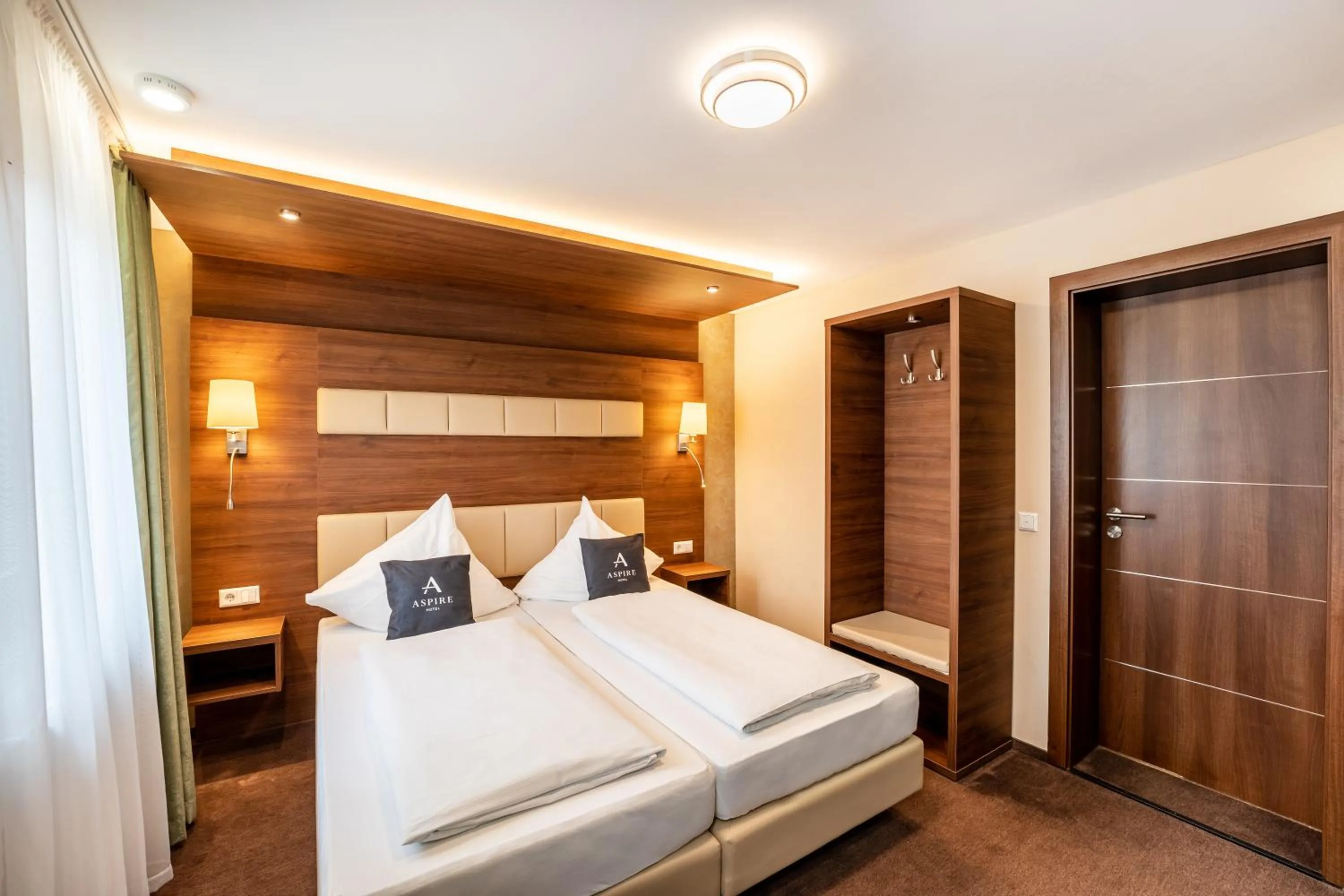 Bed in Aspire Castillo Reutlingen, Trademark Collection by Wyndham