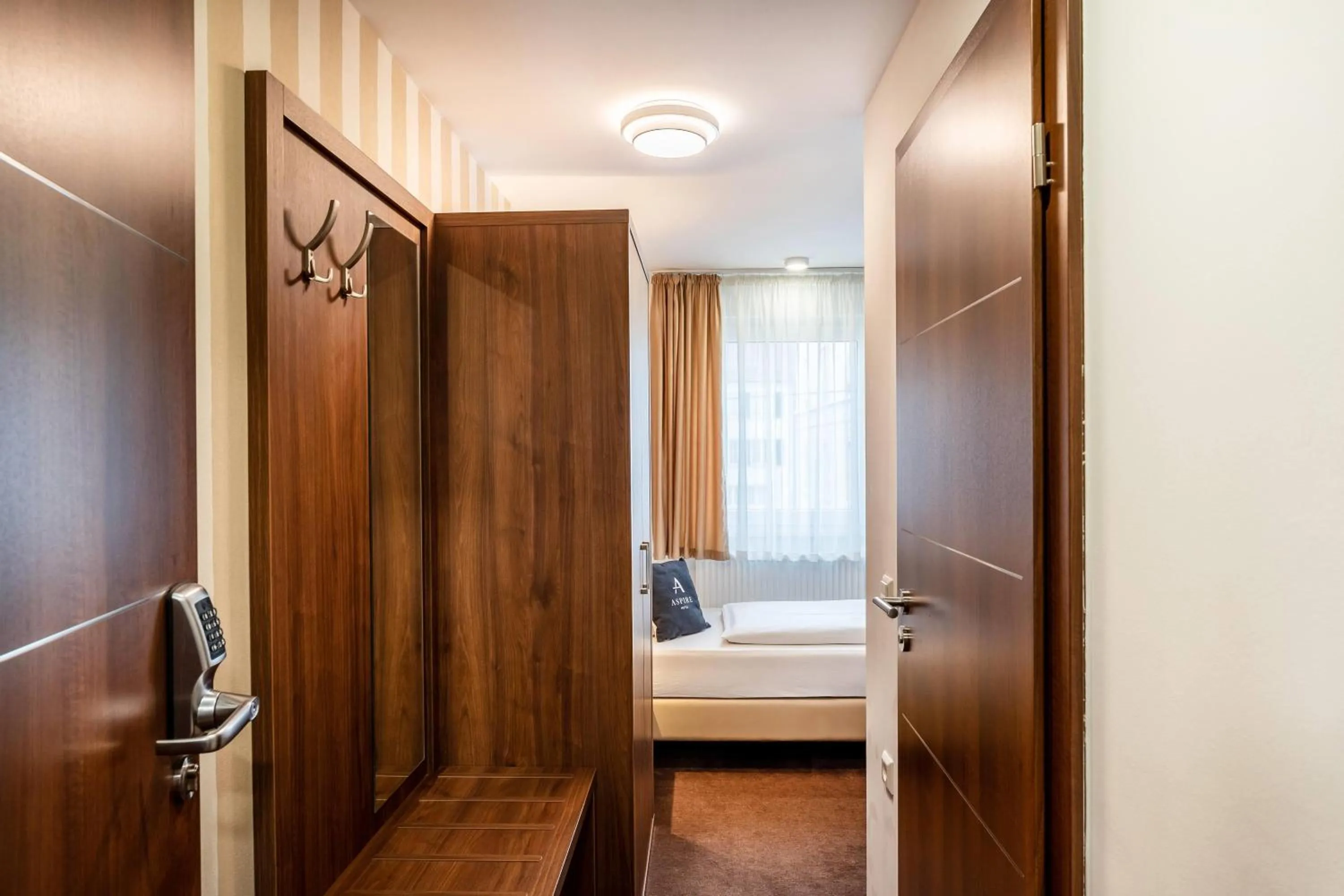 Photo of the whole room, Bed in Aspire Castillo Reutlingen, Trademark Collection by Wyndham