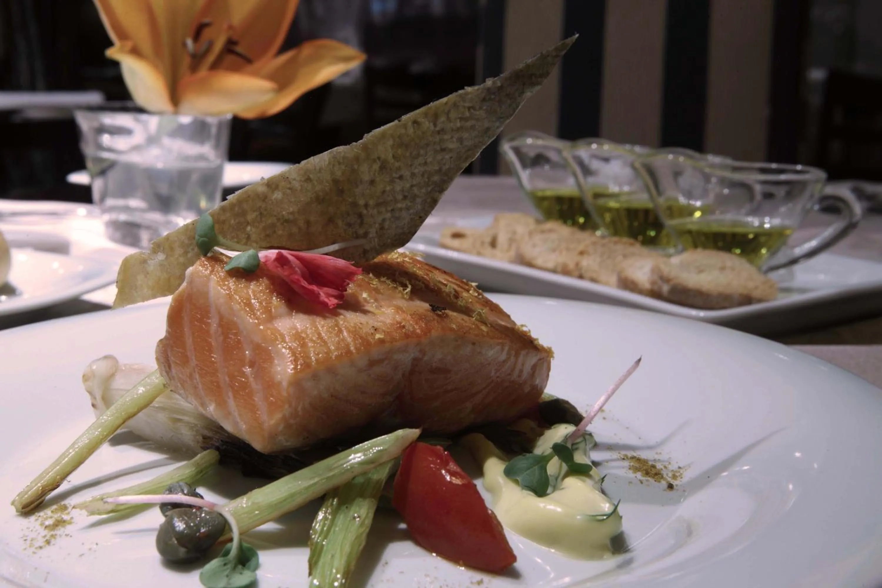 Restaurant/places to eat in Savoy Hotel