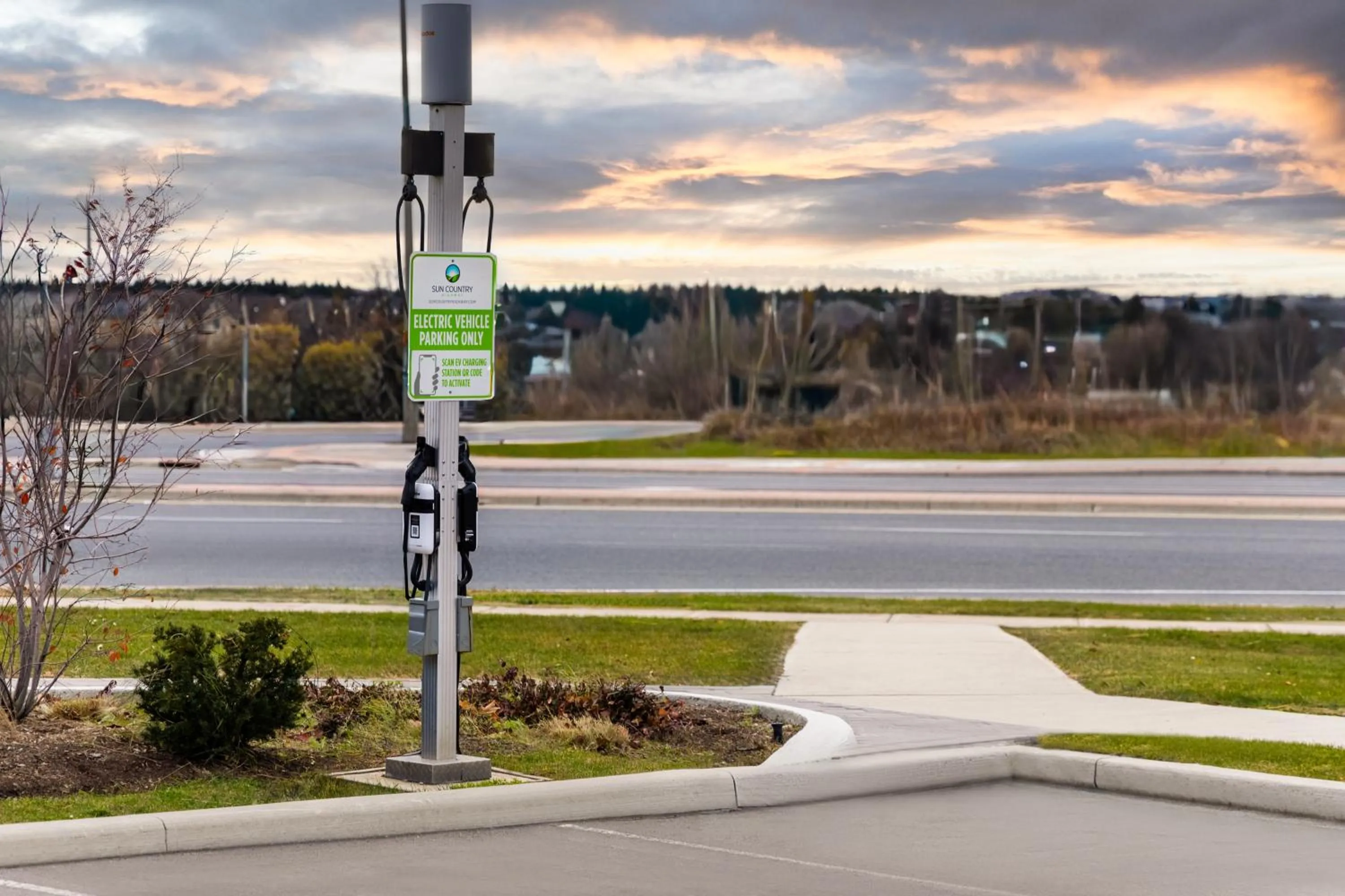 Parking in avid Hotel - Toronto - Vaughan Southwest by IHG