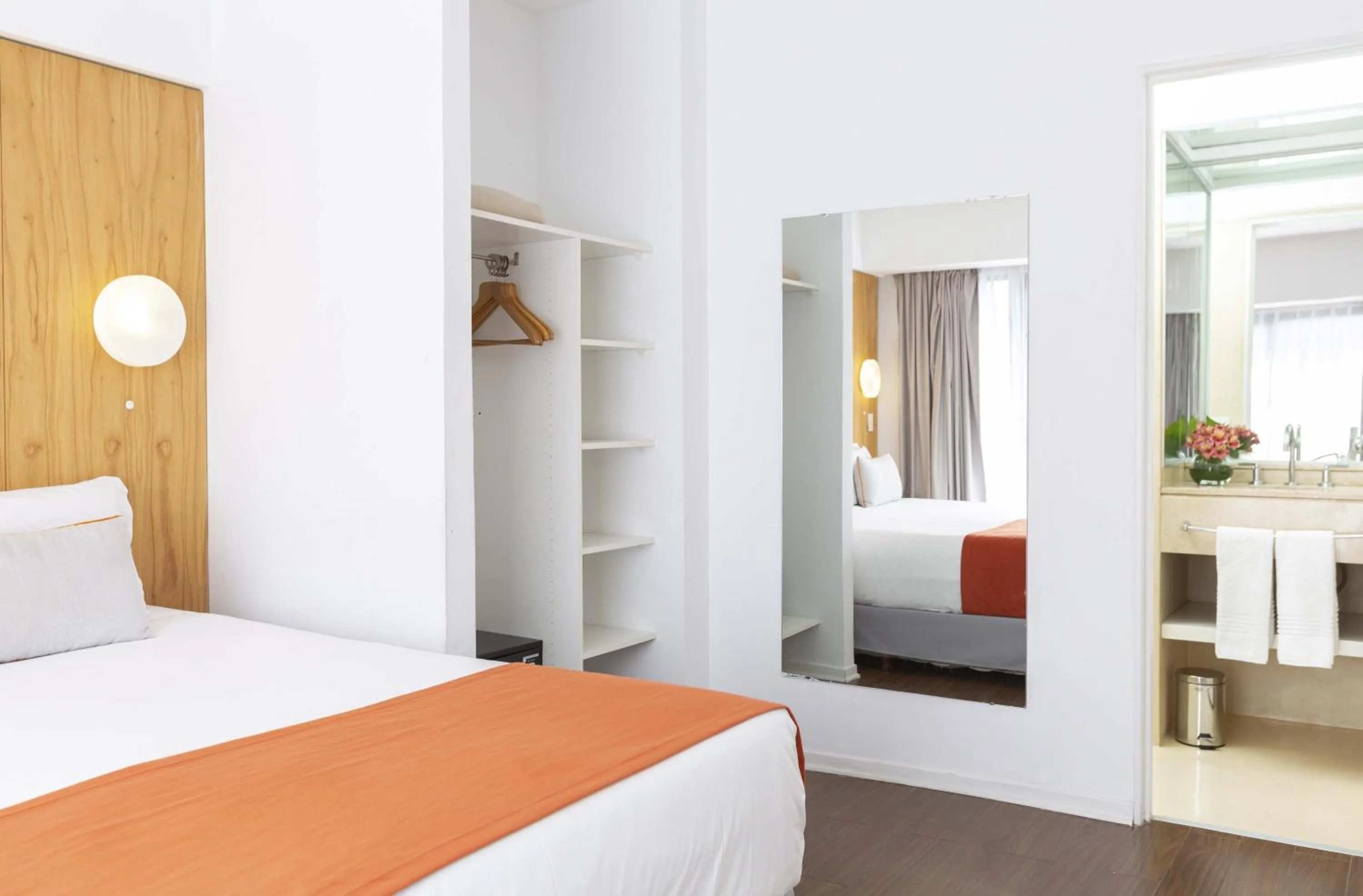 Bedroom, Bed in Deco Collection