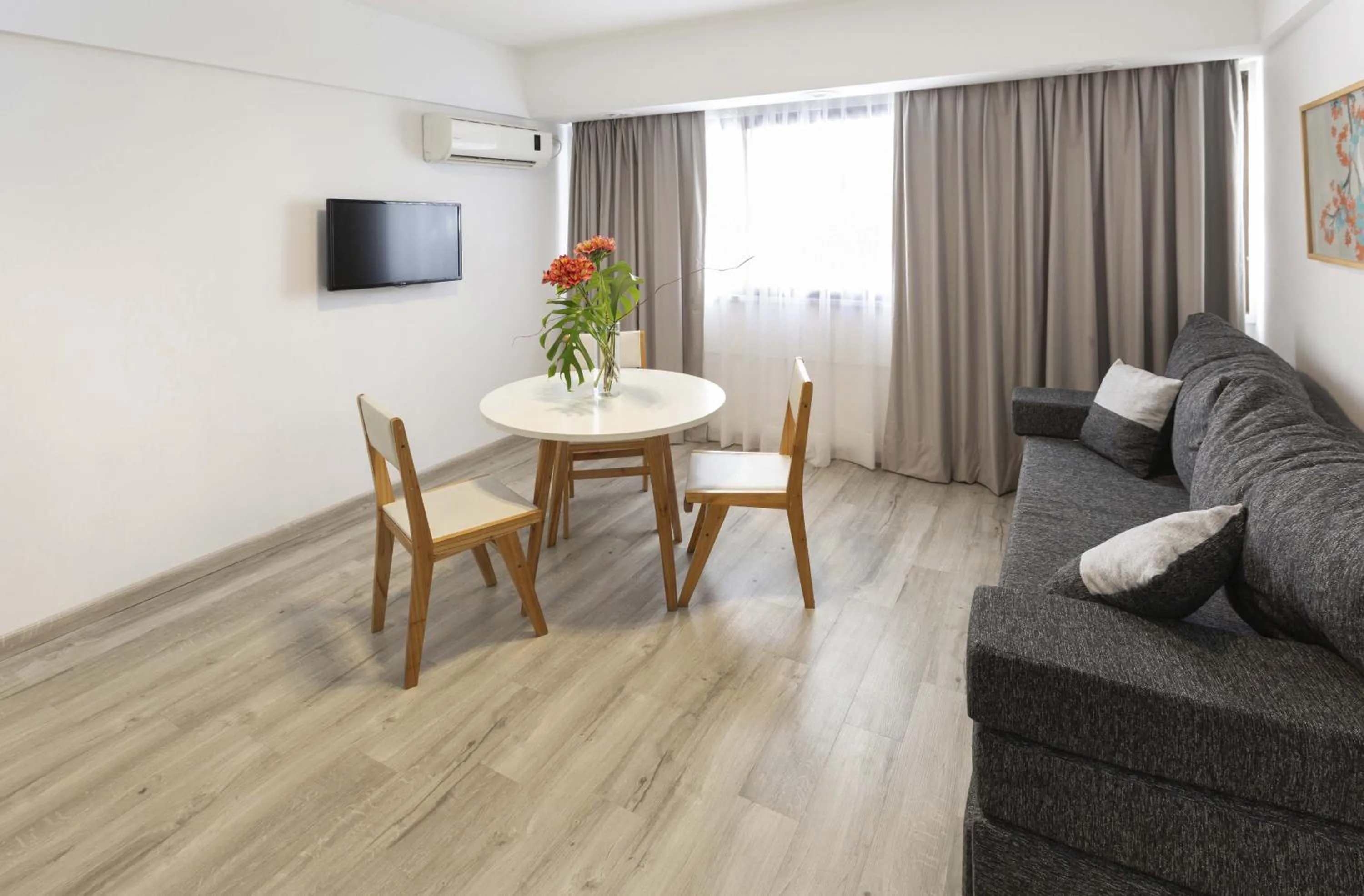 Bedroom in Deco Collection