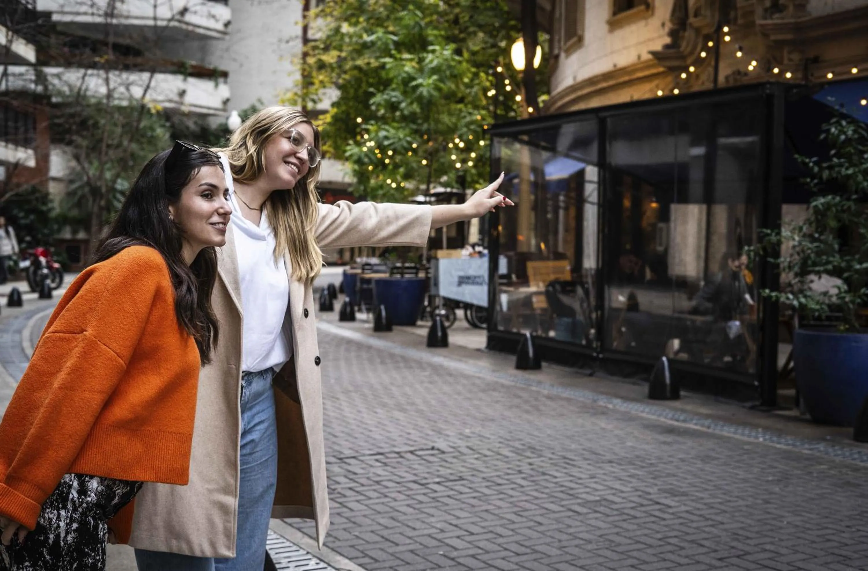 Location in Deco Collection