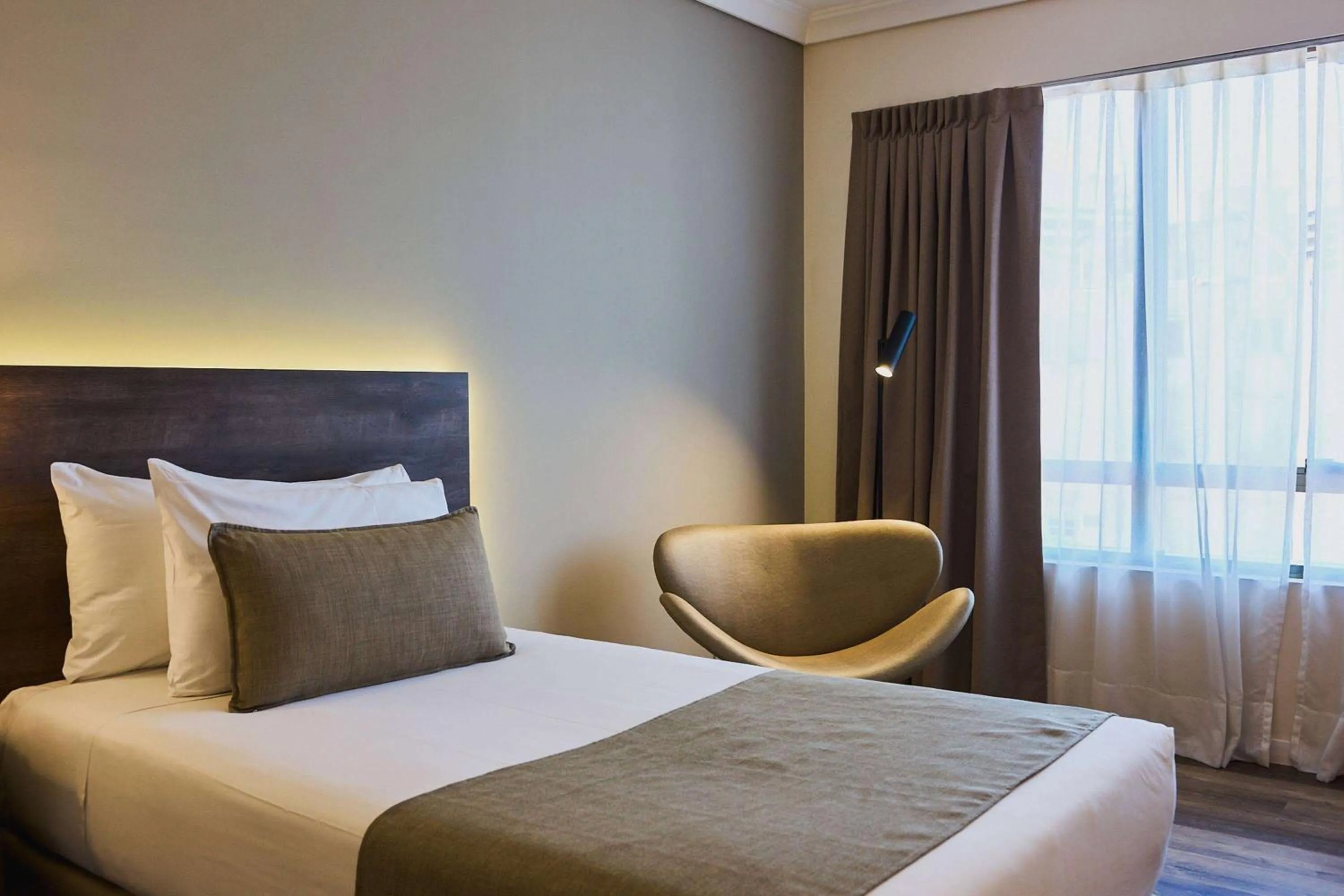 Bed in Dazzler by Wyndham Buenos Aires San Martin