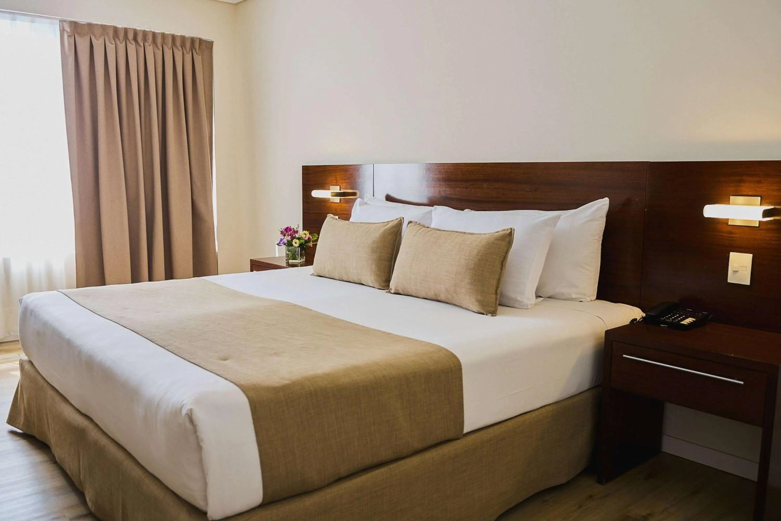 Bed in Dazzler by Wyndham Buenos Aires San Martin