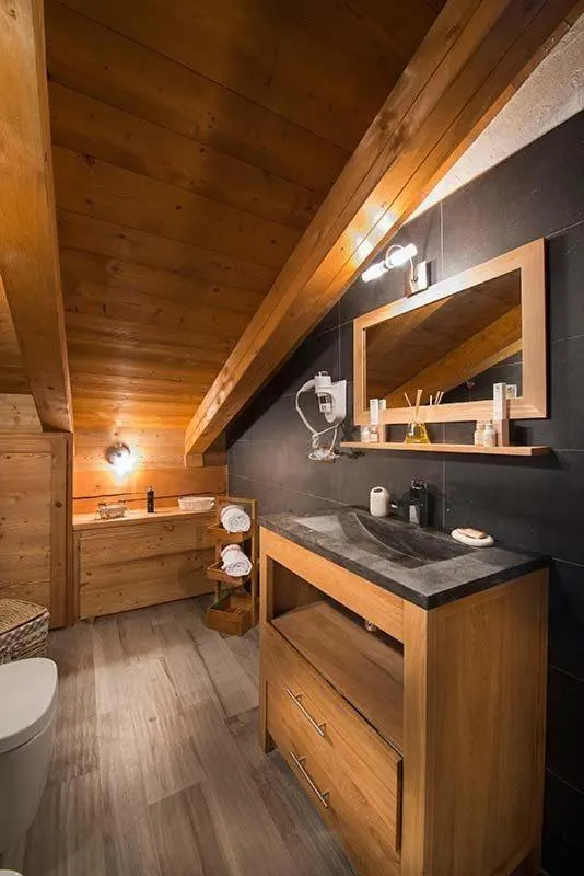 Toilet in Bijoux Des Alpes - Mont Blanc Village