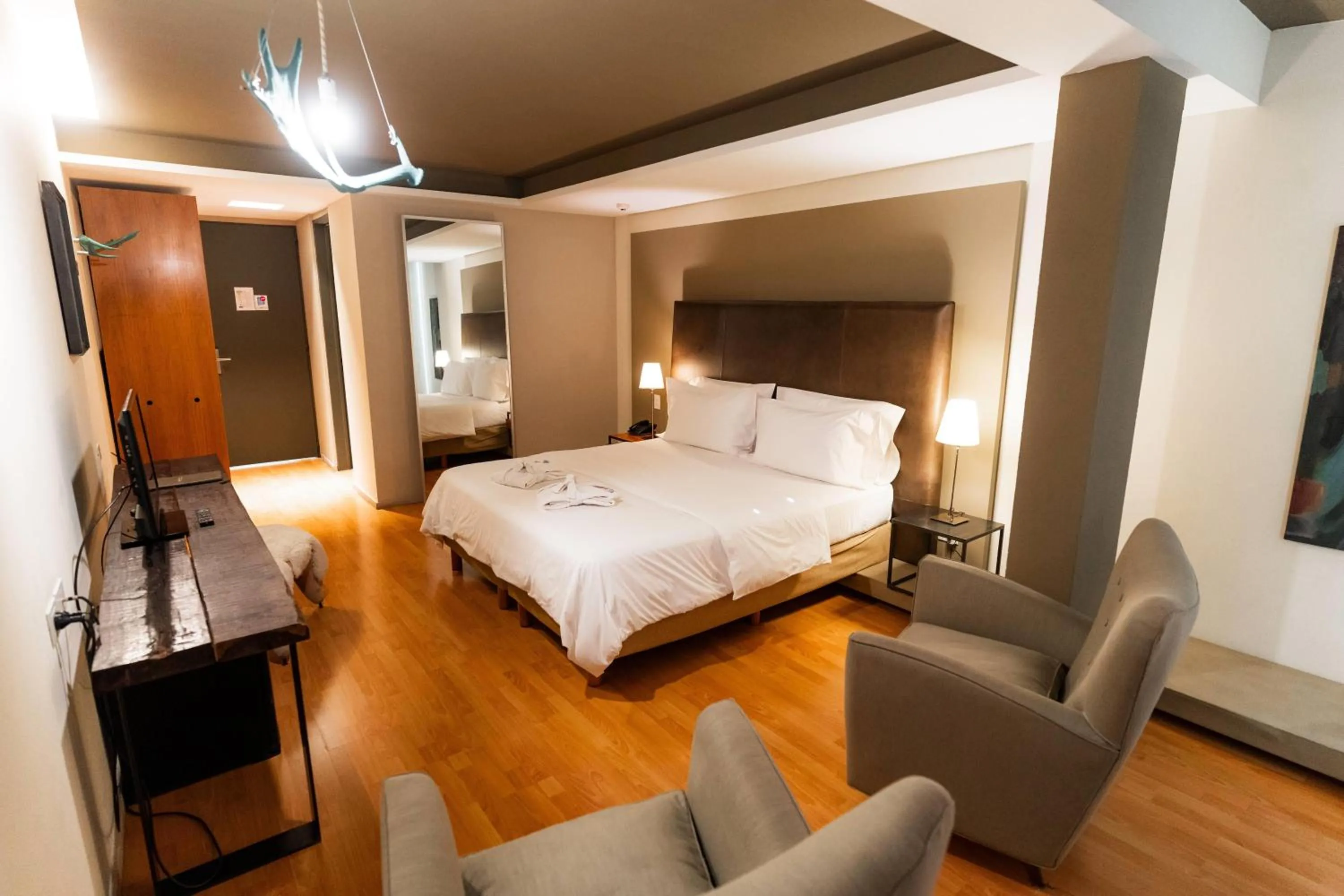 Photo of the whole room, Bed in Esplendor by Wyndham El Calafate