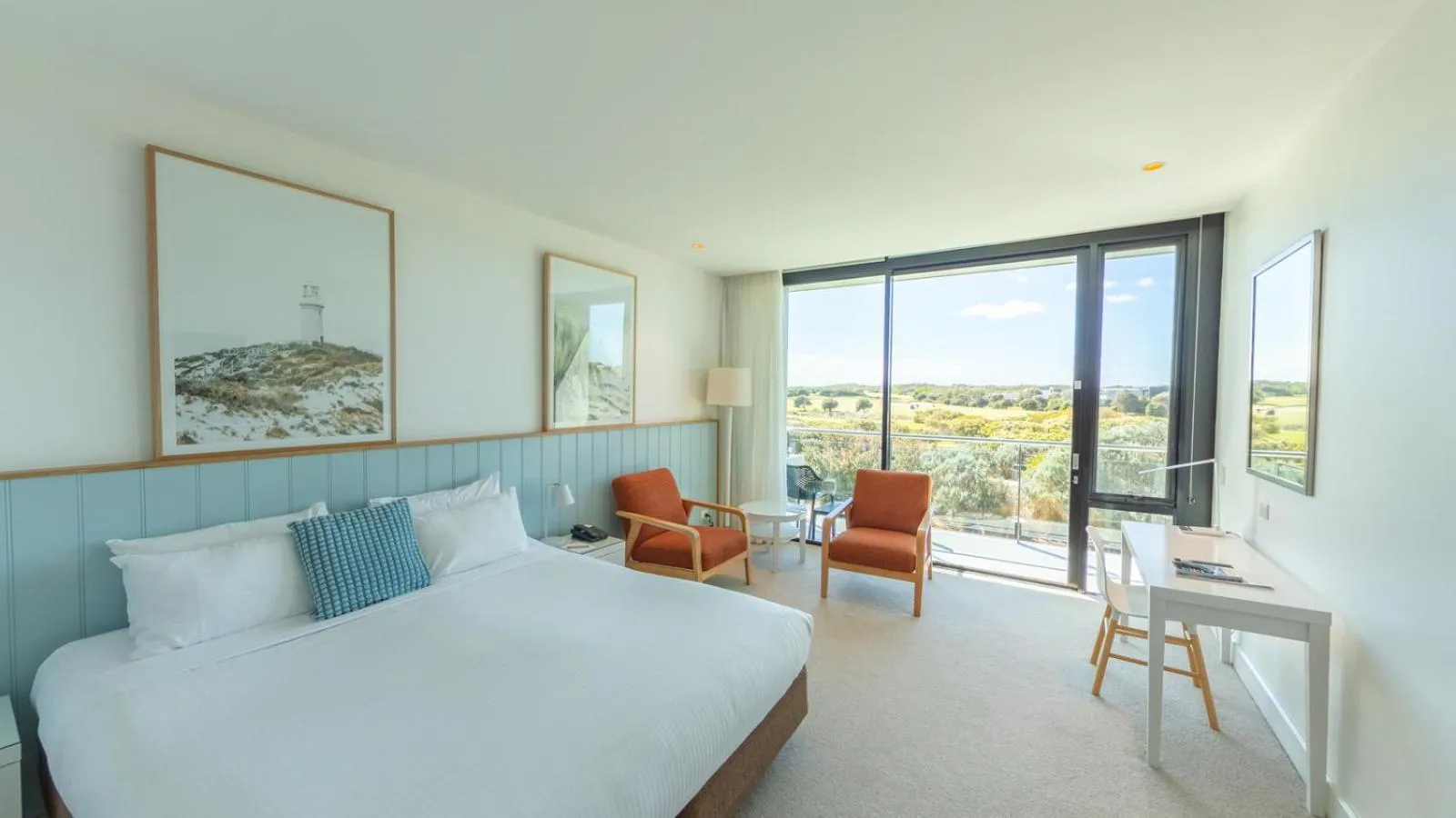 View (from property/room), Bed in The Sands Torquay