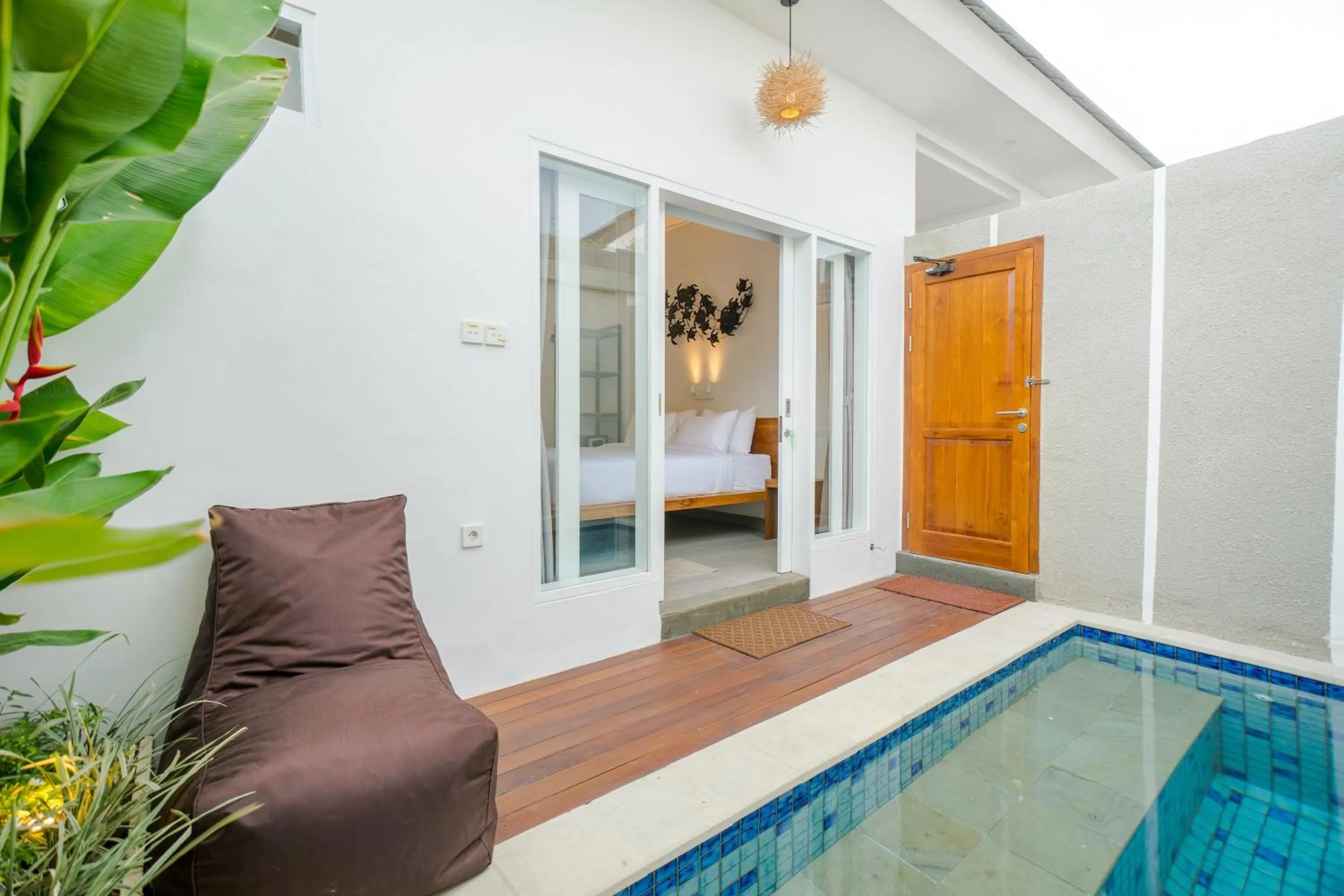 Swimming pool in Fourleaf