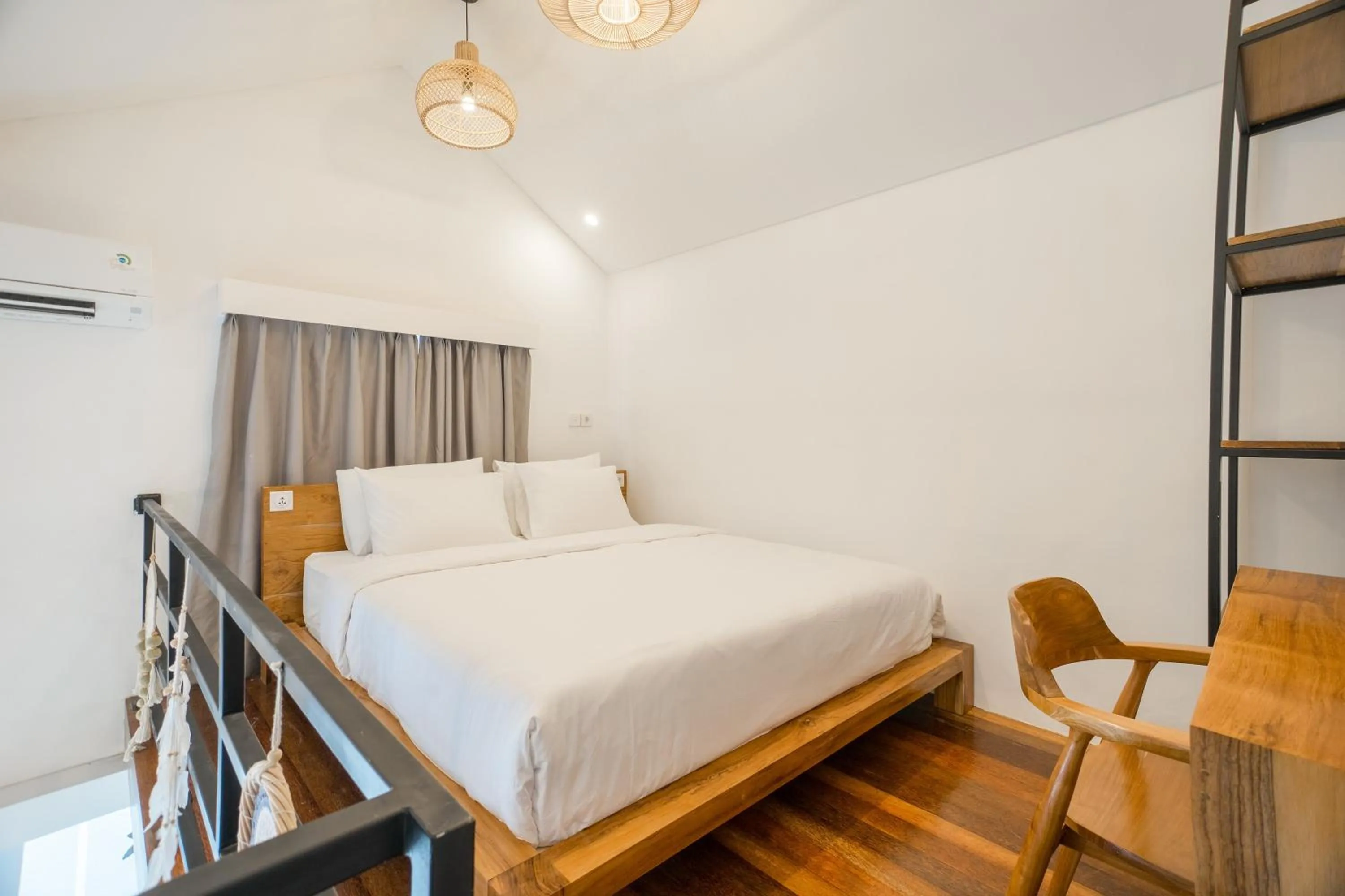 Bedroom, Bed in Fourleaf