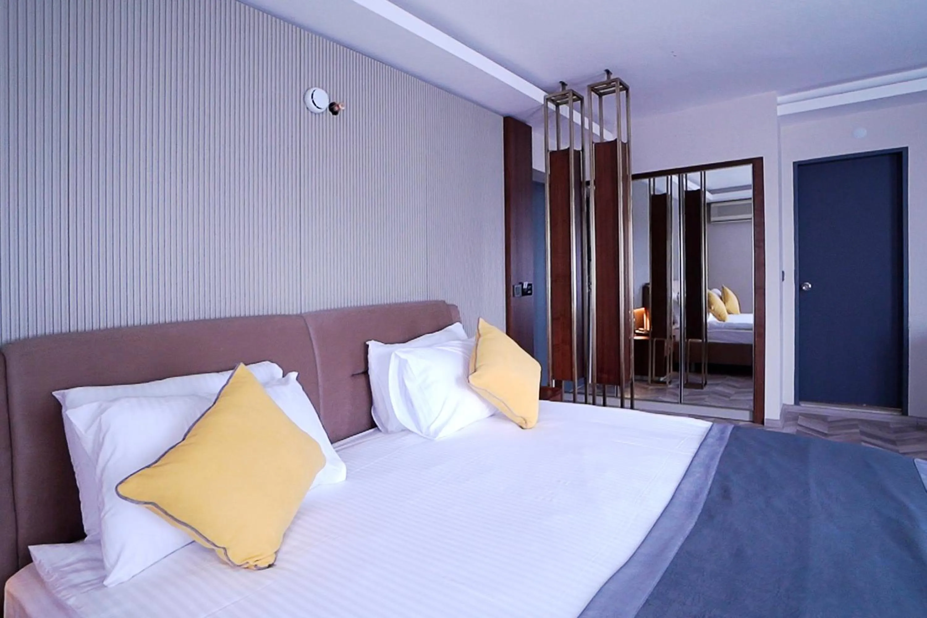 Bedroom, Bed in UK ANKARA Hotel