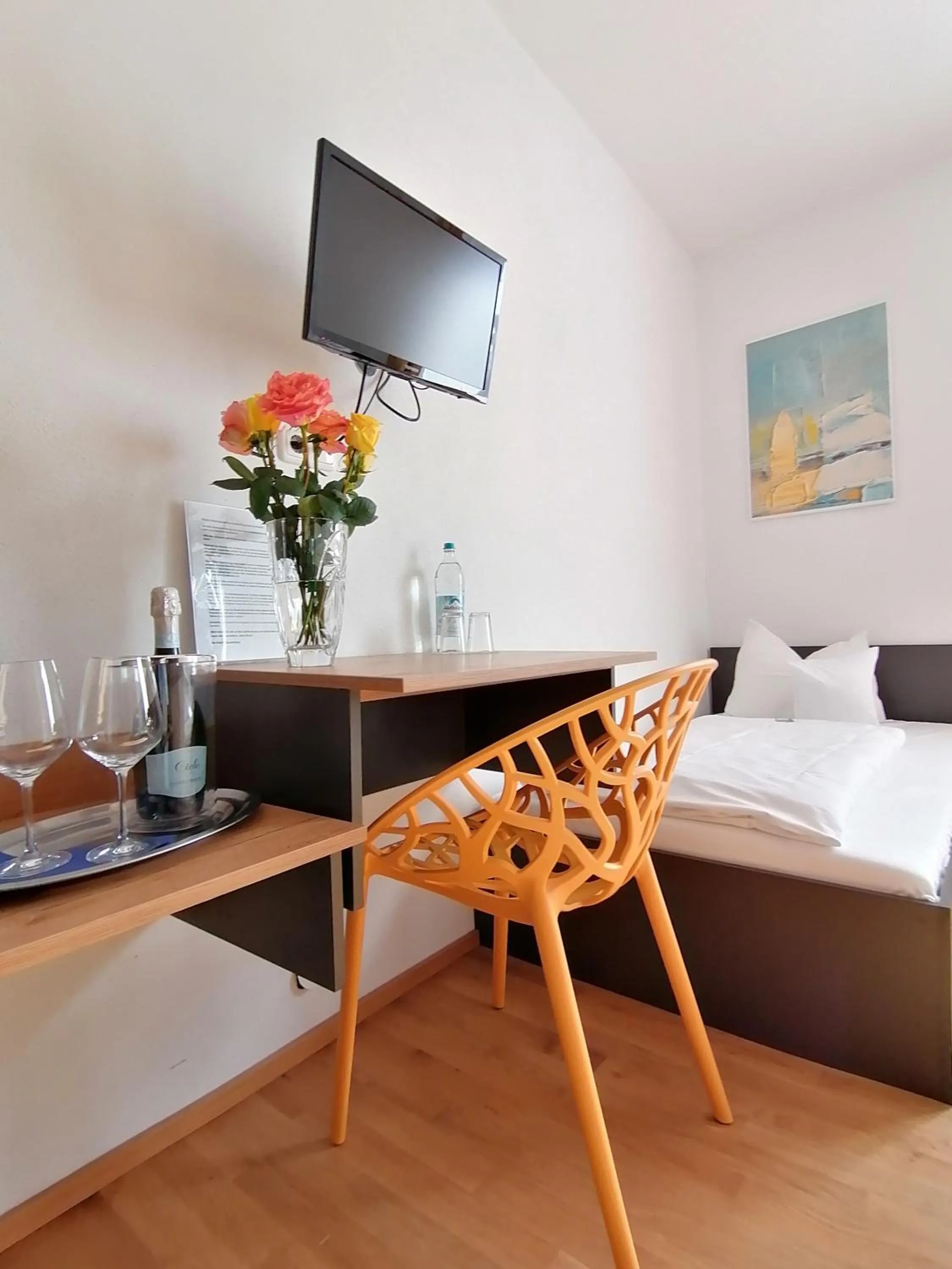 TV and multimedia, Bed in Hotel Wendelstein