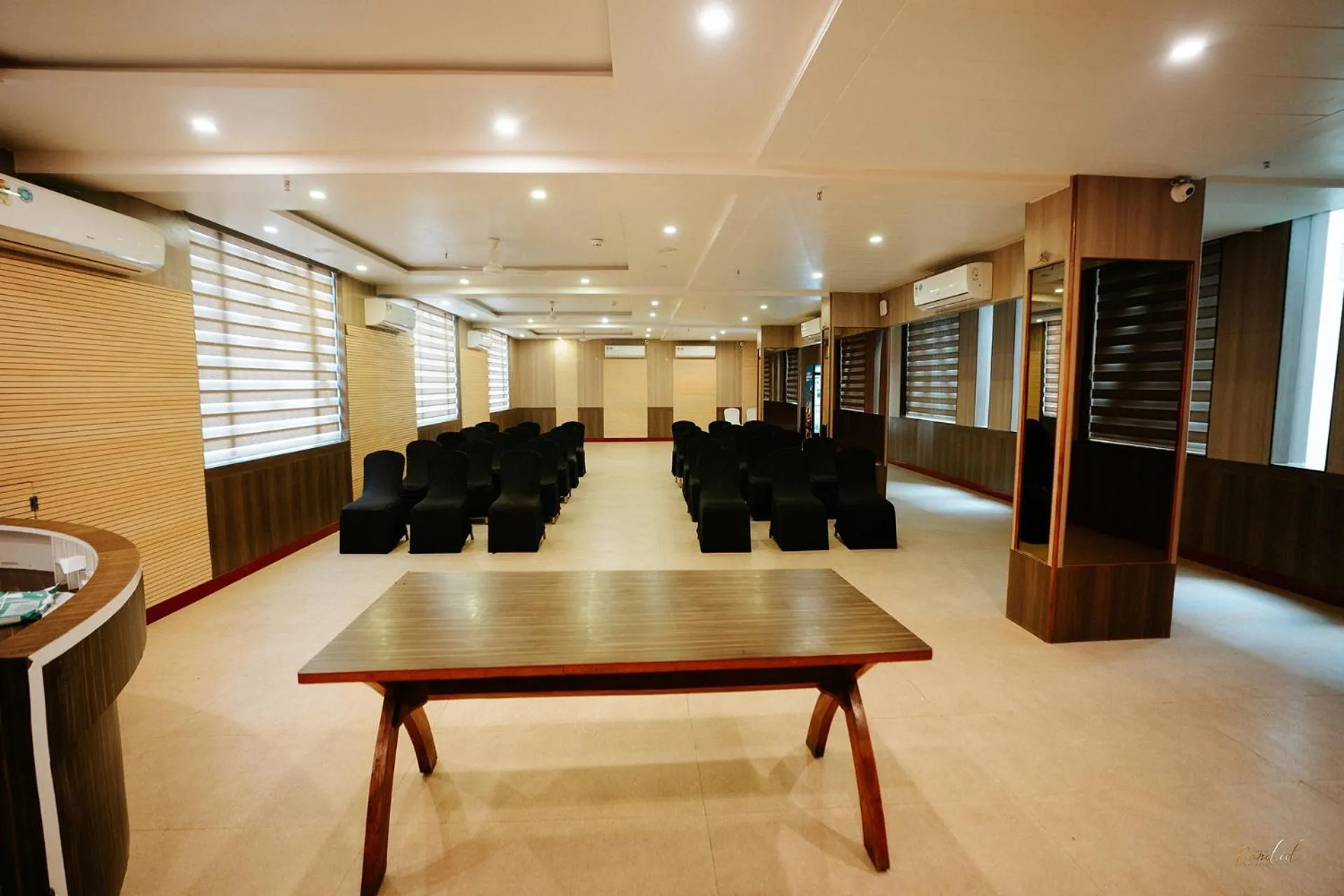 Daksh The Madhuvan Suites Dwarka