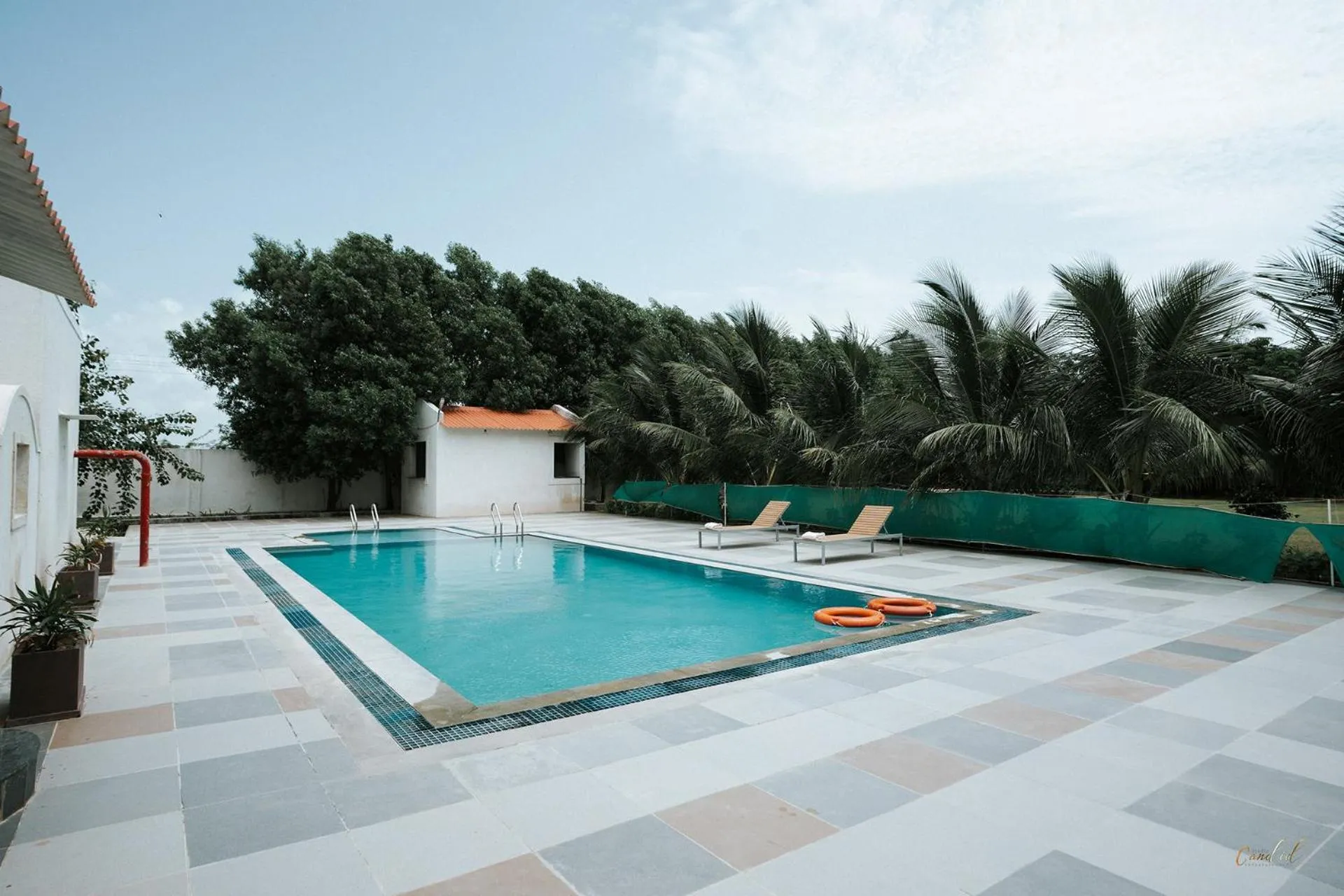 Daksh The Madhuvan Suites Dwarka