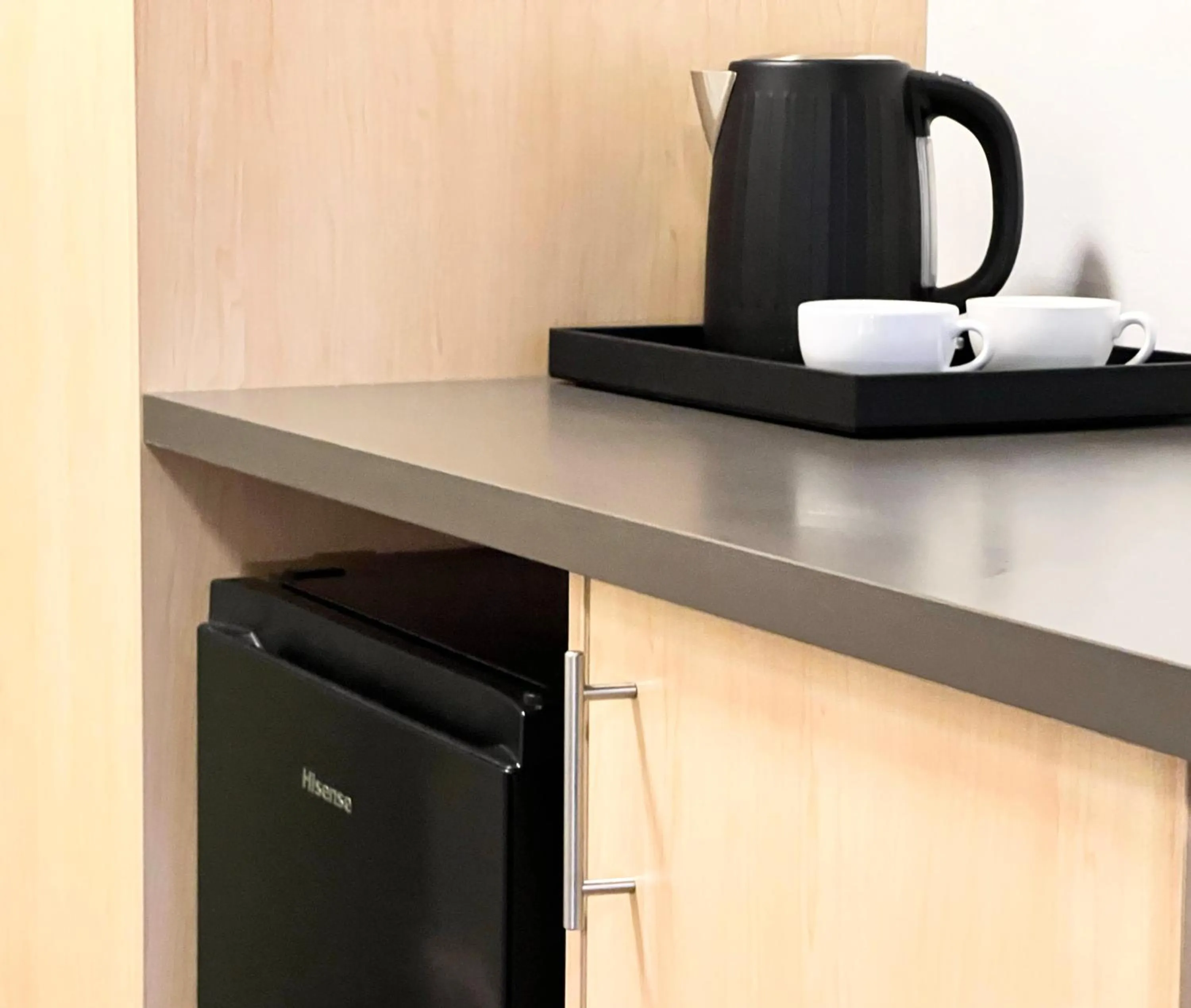 Coffee/tea facilities in Mill Hotel Milperra Panania