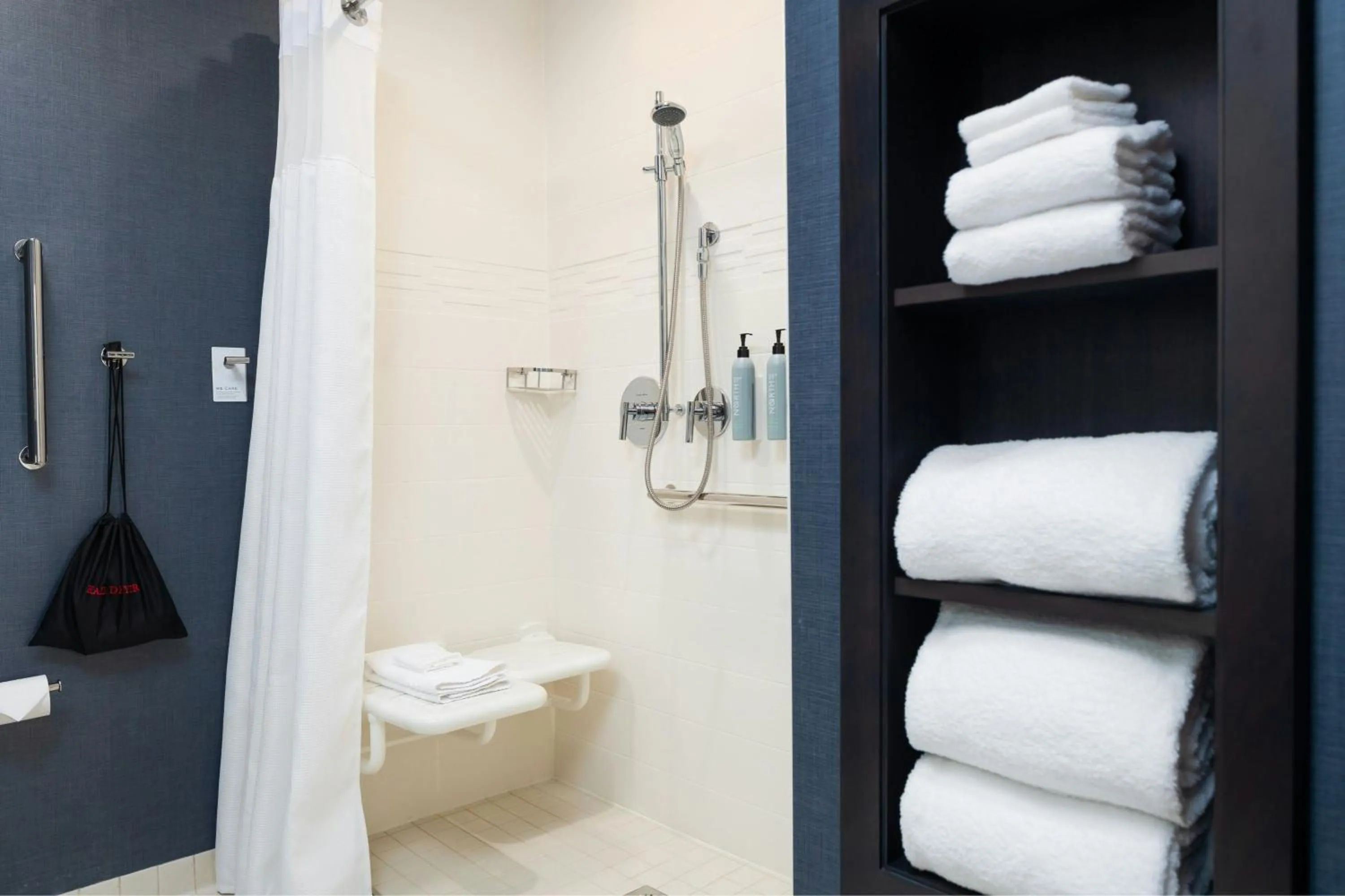 Bathroom in Residence Inn by Marriott Decatur Emory Area