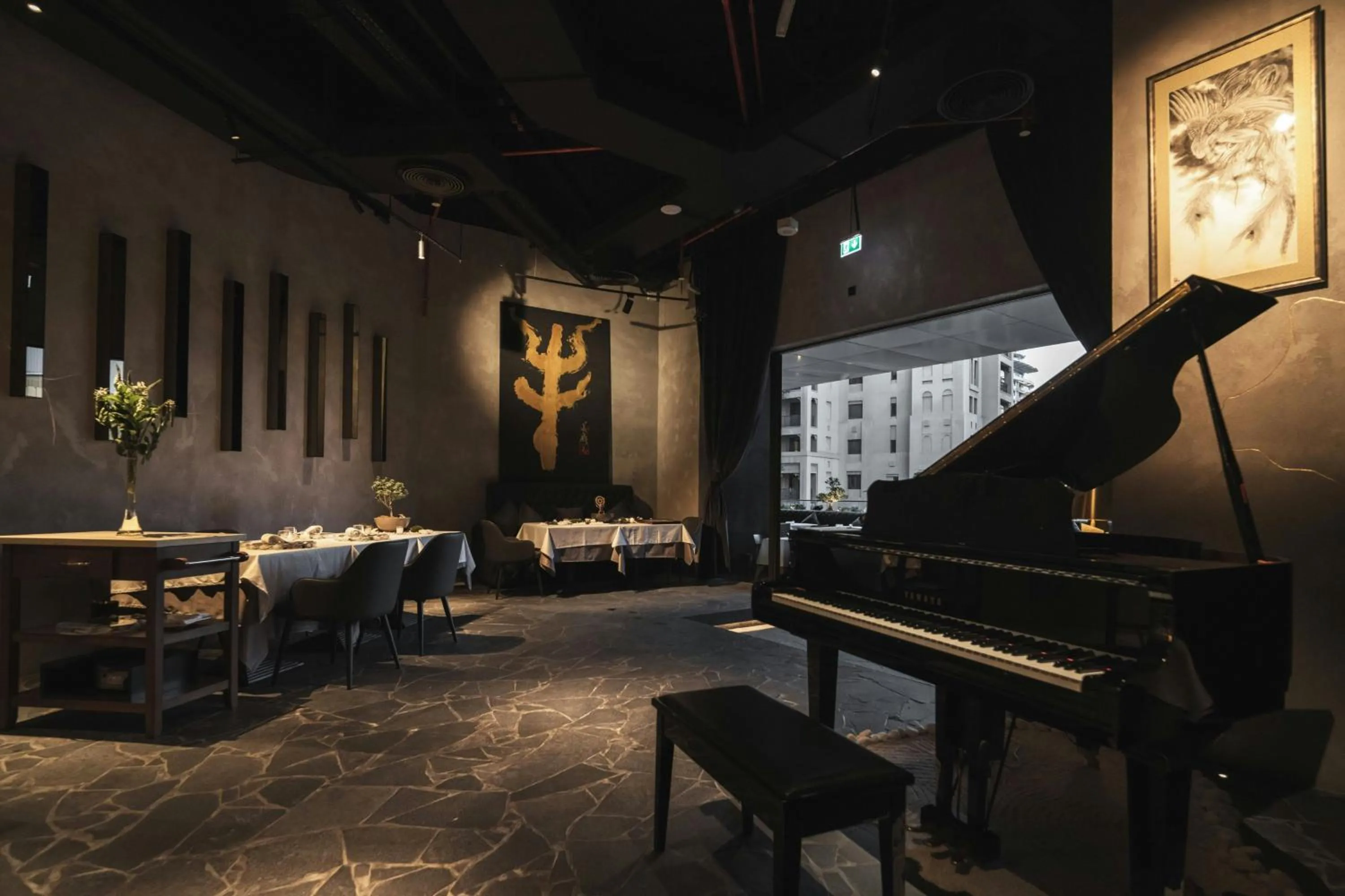 Restaurant/places to eat in The Dubai EDITION